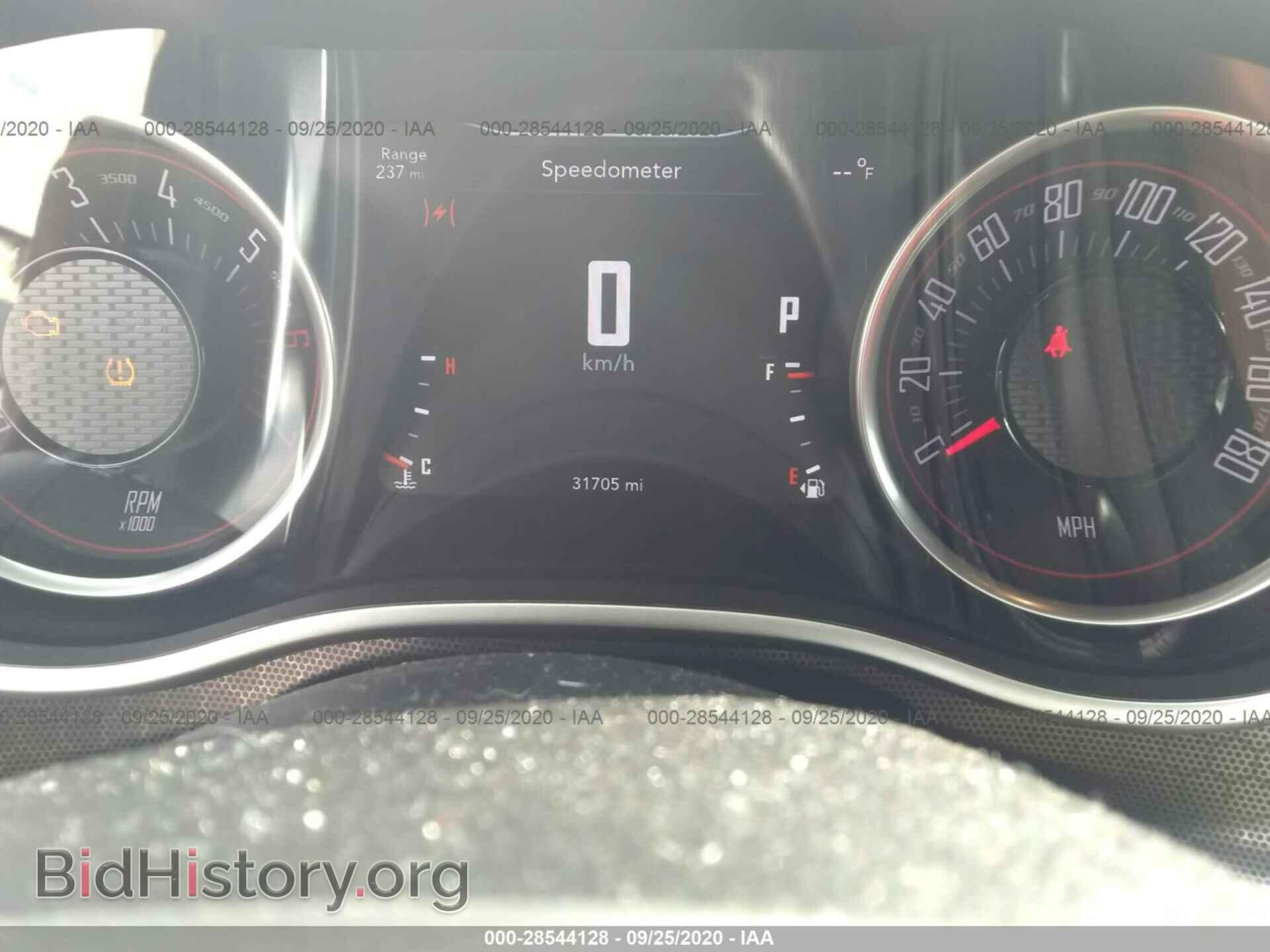 2016 DODGE CHALLENGER - VIN: 2C3CDZFJ9GH255505 - Фото 7