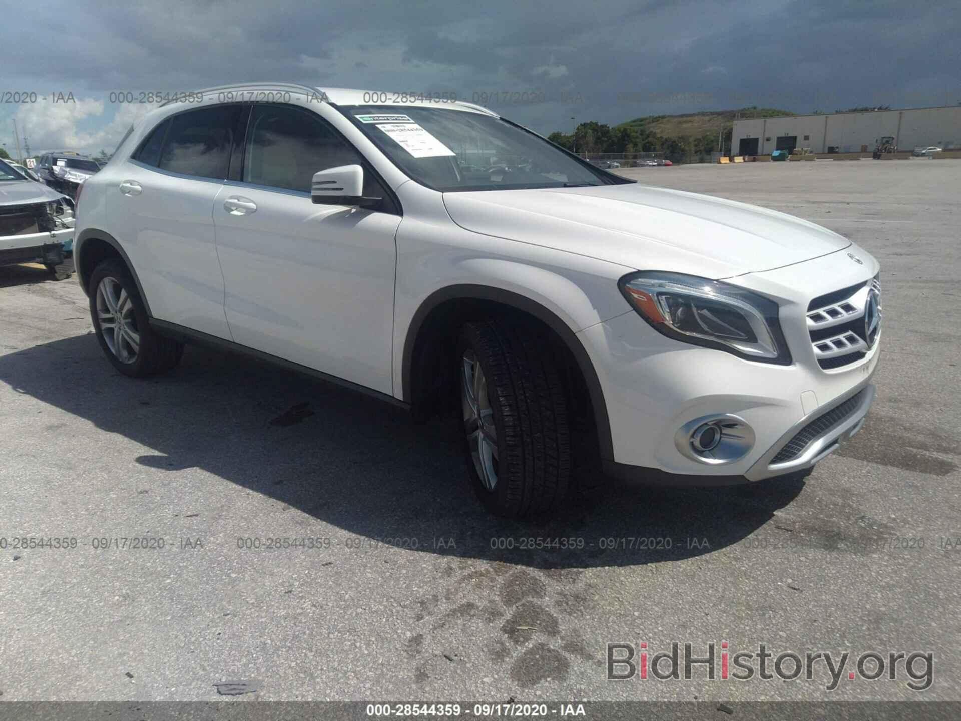 Photo WDCTG4EBXKU000863 - MERCEDES-BENZ GLA 2019