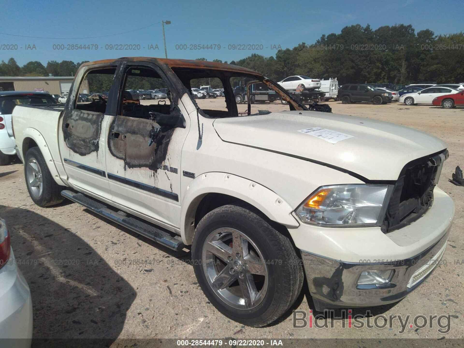Photo 1D7RB1CT1AS226315 - DODGE RAM 1500 2010