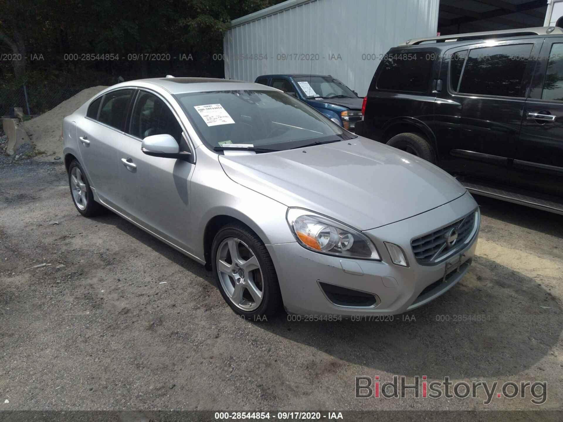 Photo YV1622FS6C2135527 - VOLVO S60 2012