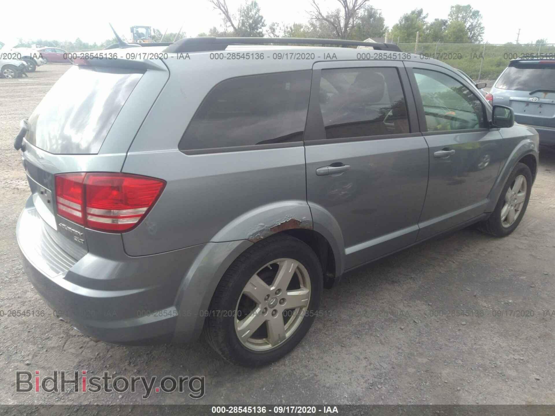 2010 DODGE JOURNEY - VIN: 3D4PH5FVXAT106972 - Photo 4