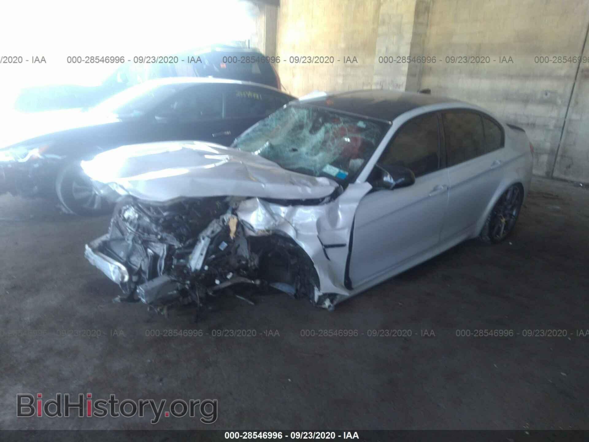 2017 BMW M3 - VIN: WBS8M9C52H5G42121 - Фото 2