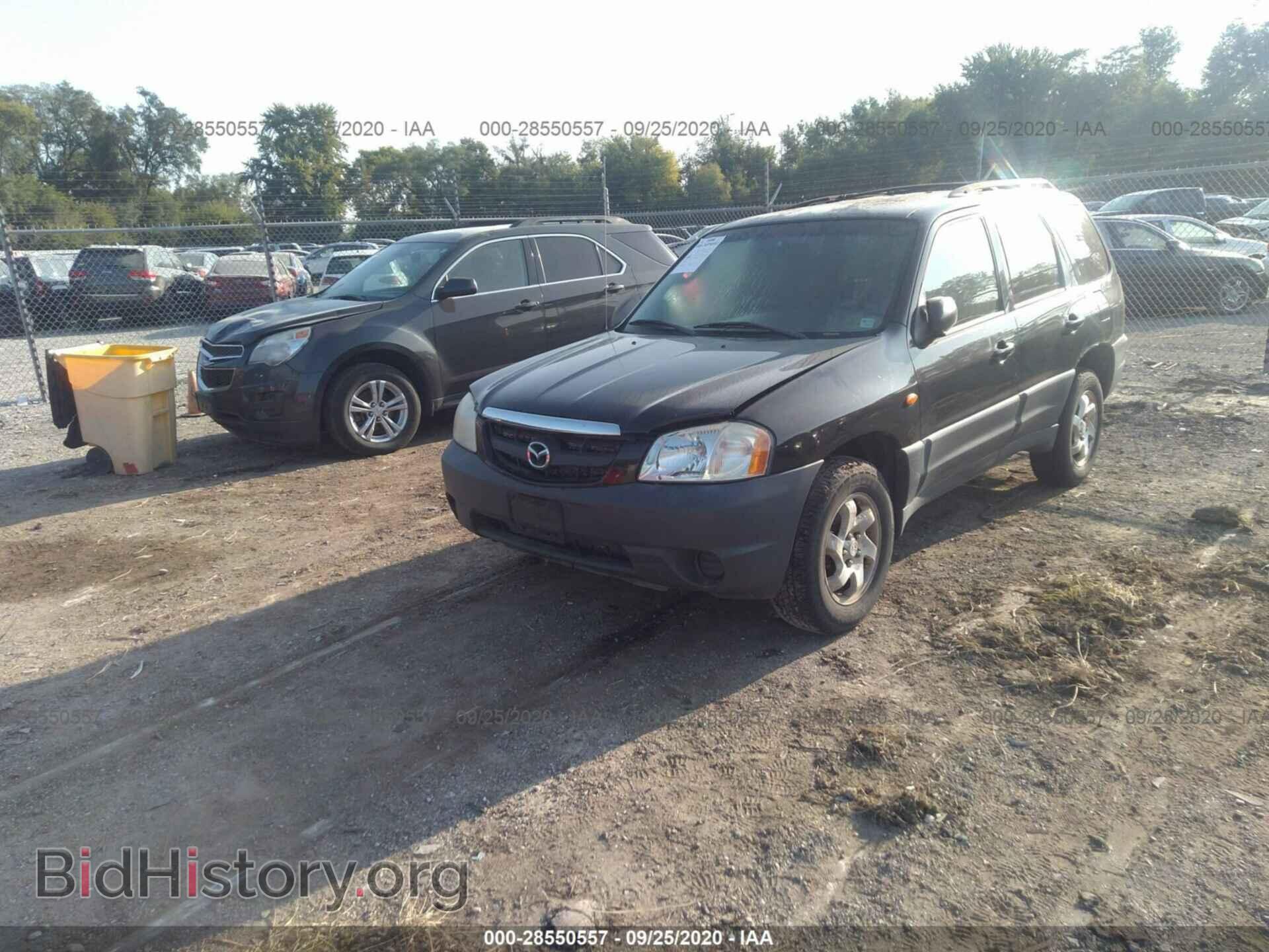 2002 MAZDA TRIBUTE - VIN: 4F2YU06B82KM36070 - Photo 2