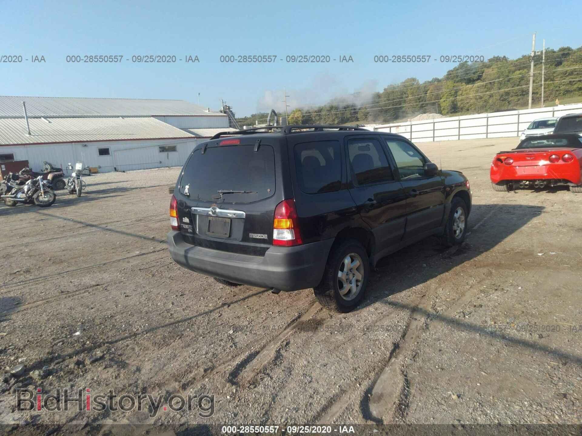 2002 MAZDA TRIBUTE - VIN: 4F2YU06B82KM36070 - Photo 4