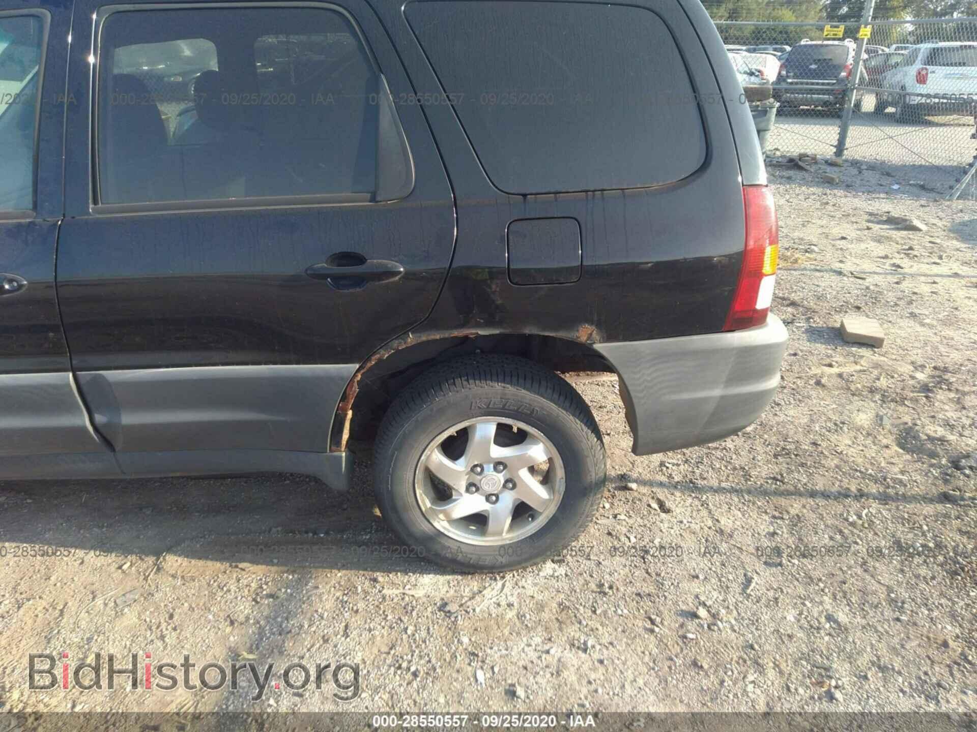 2002 MAZDA TRIBUTE - VIN: 4F2YU06B82KM36070 - Photo 6