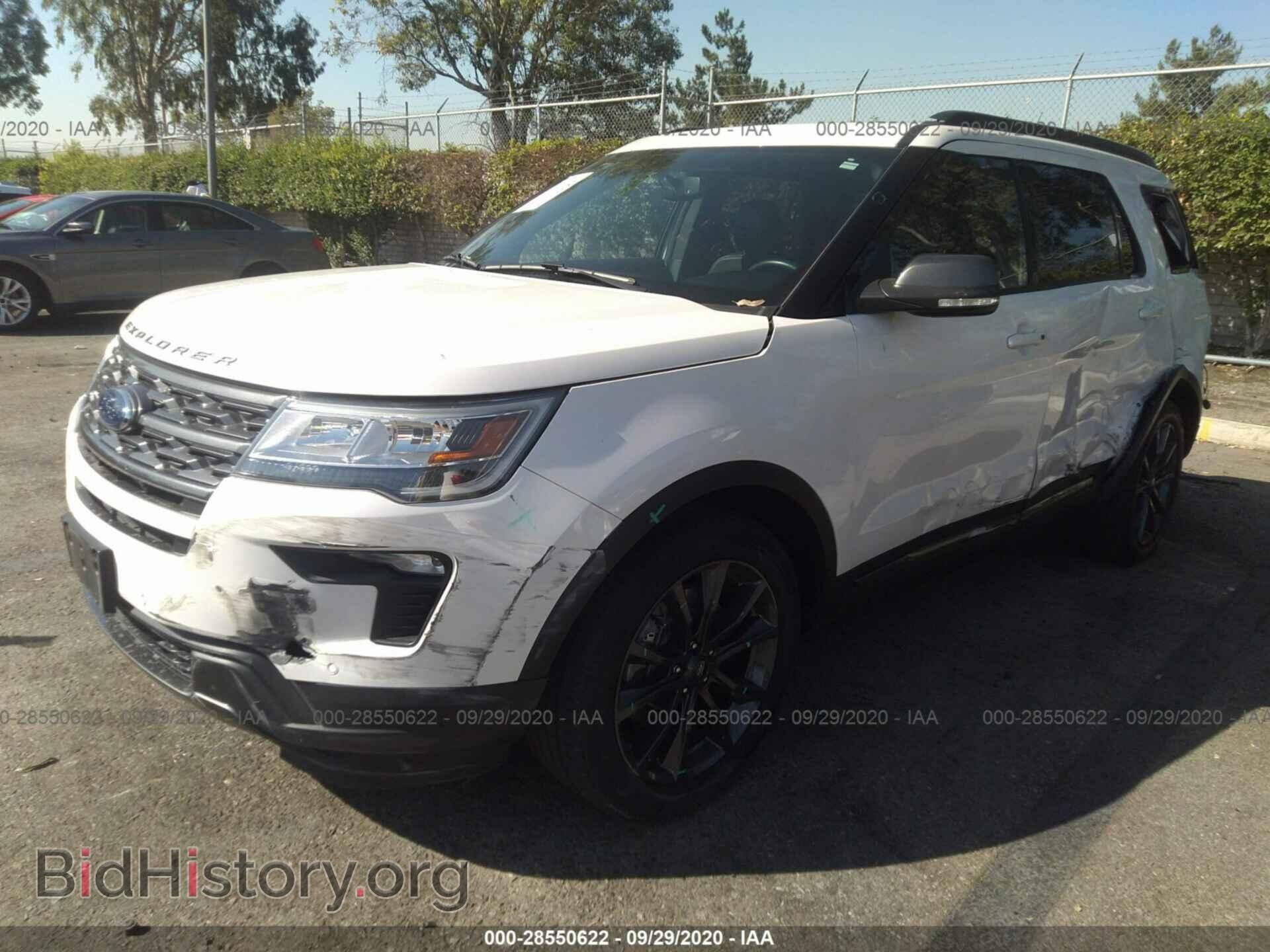 2018 FORD EXPLORER - VIN: 1FM5K7D81JGB31807 - Photo 2