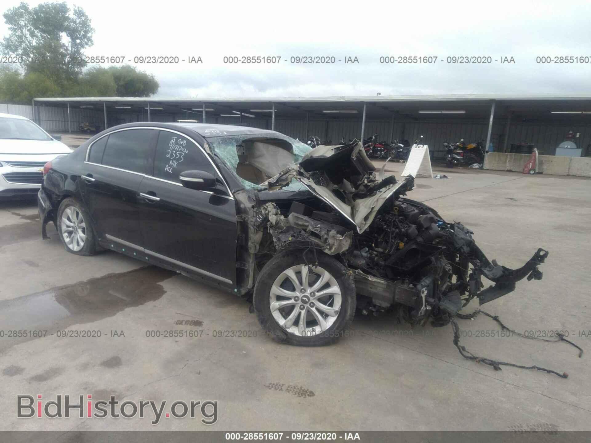Photo KMHGC4DD4DU243217 - HYUNDAI GENESIS 2013