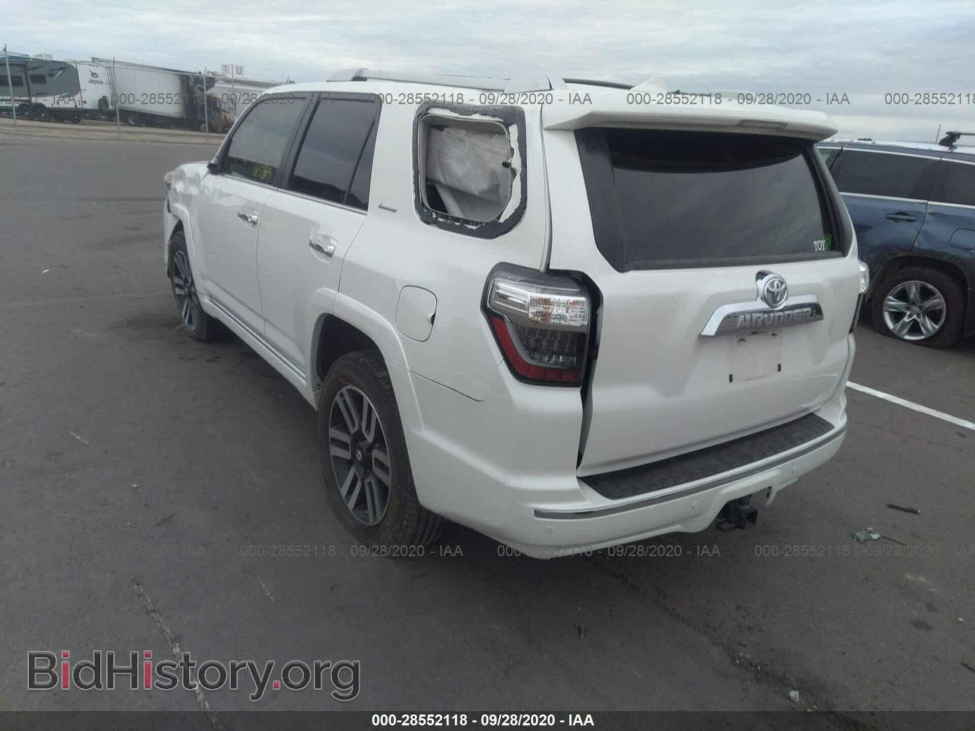 2017 TOYOTA 4RUNNER - VIN: JTEBU5JRXH5408670 - Фото 3
