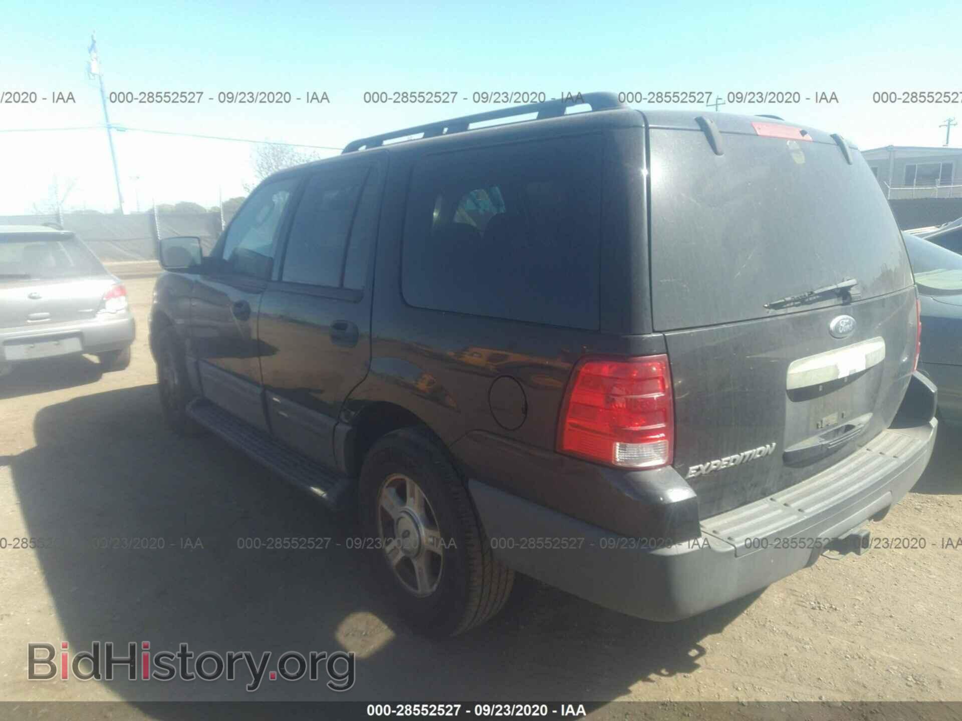 2006 FORD EXPEDITION - VIN: 1FMPU13596LA27801 - Фото 3