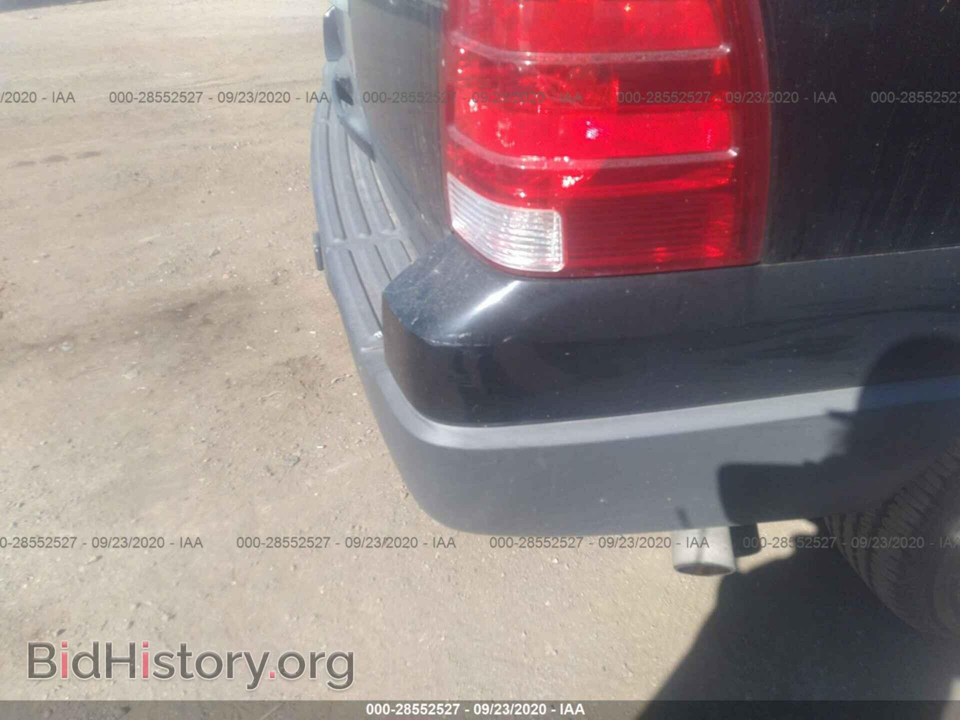 2006 FORD EXPEDITION - VIN: 1FMPU13596LA27801 - Фото 6