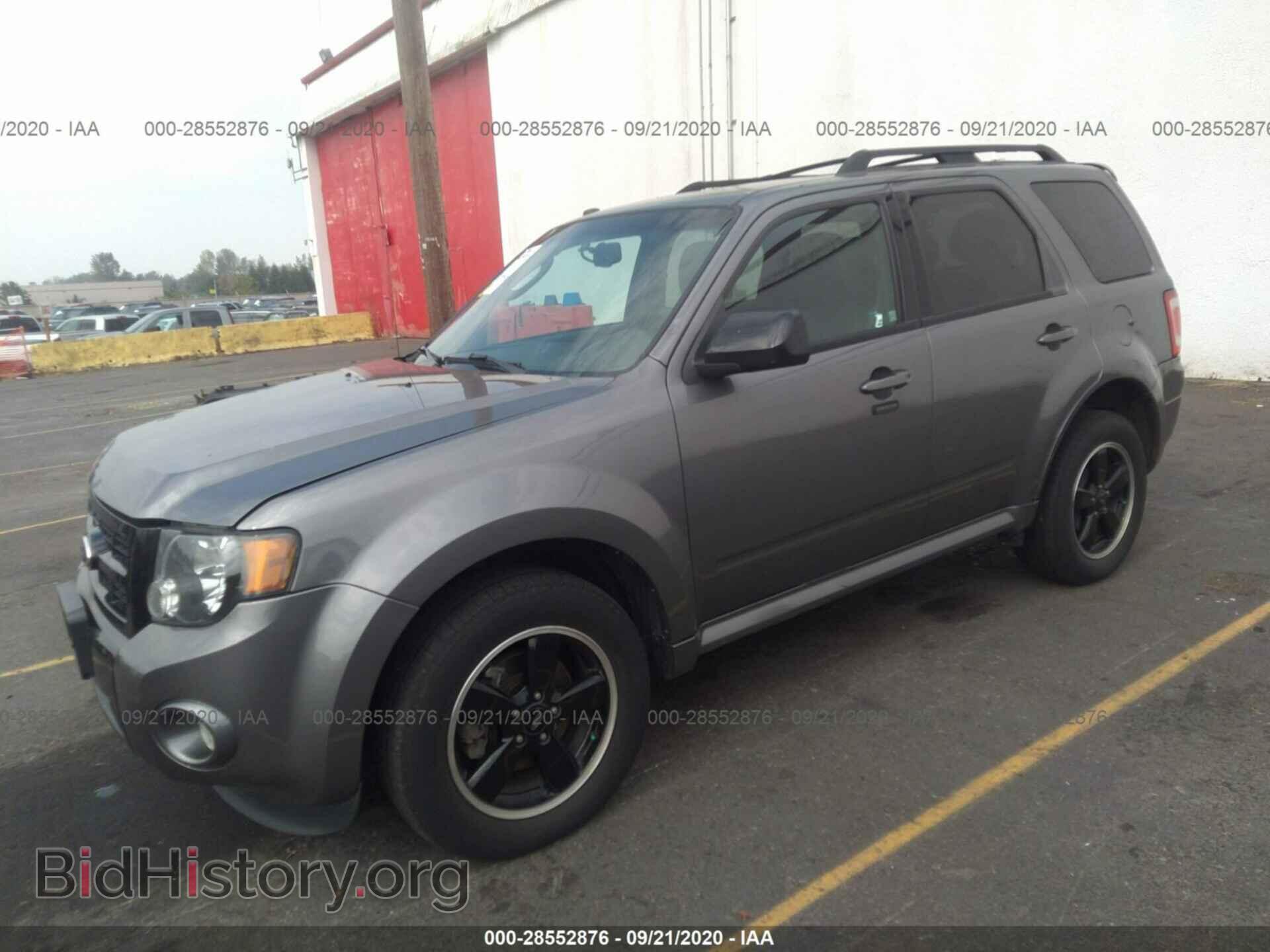 2011 FORD ESCAPE - VIN: 1FMCU9D73BKB25784 - Photo 2