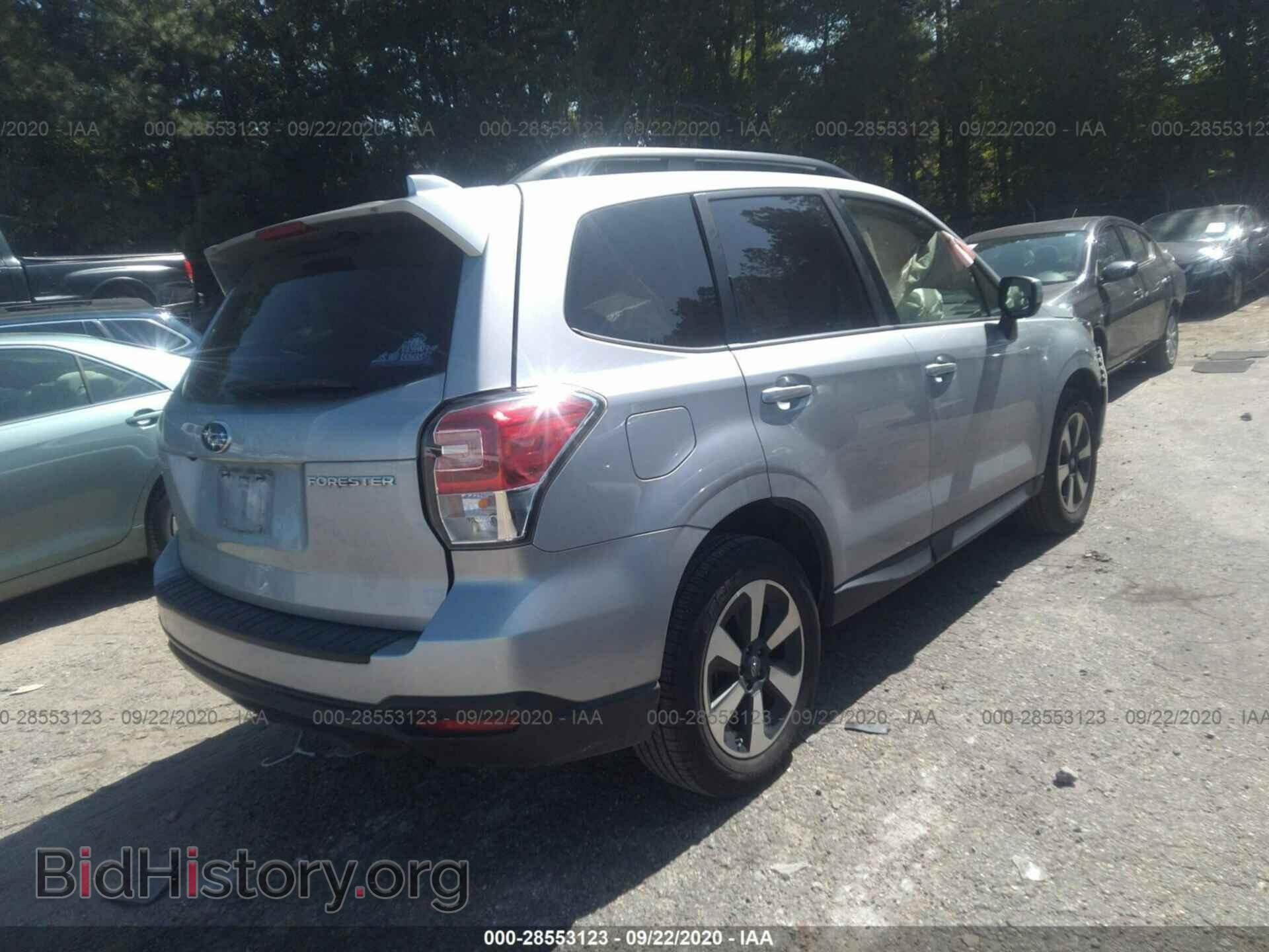 2018 SUBARU FORESTER - VIN: JF2SJAEC4JH497606 - Фото 4
