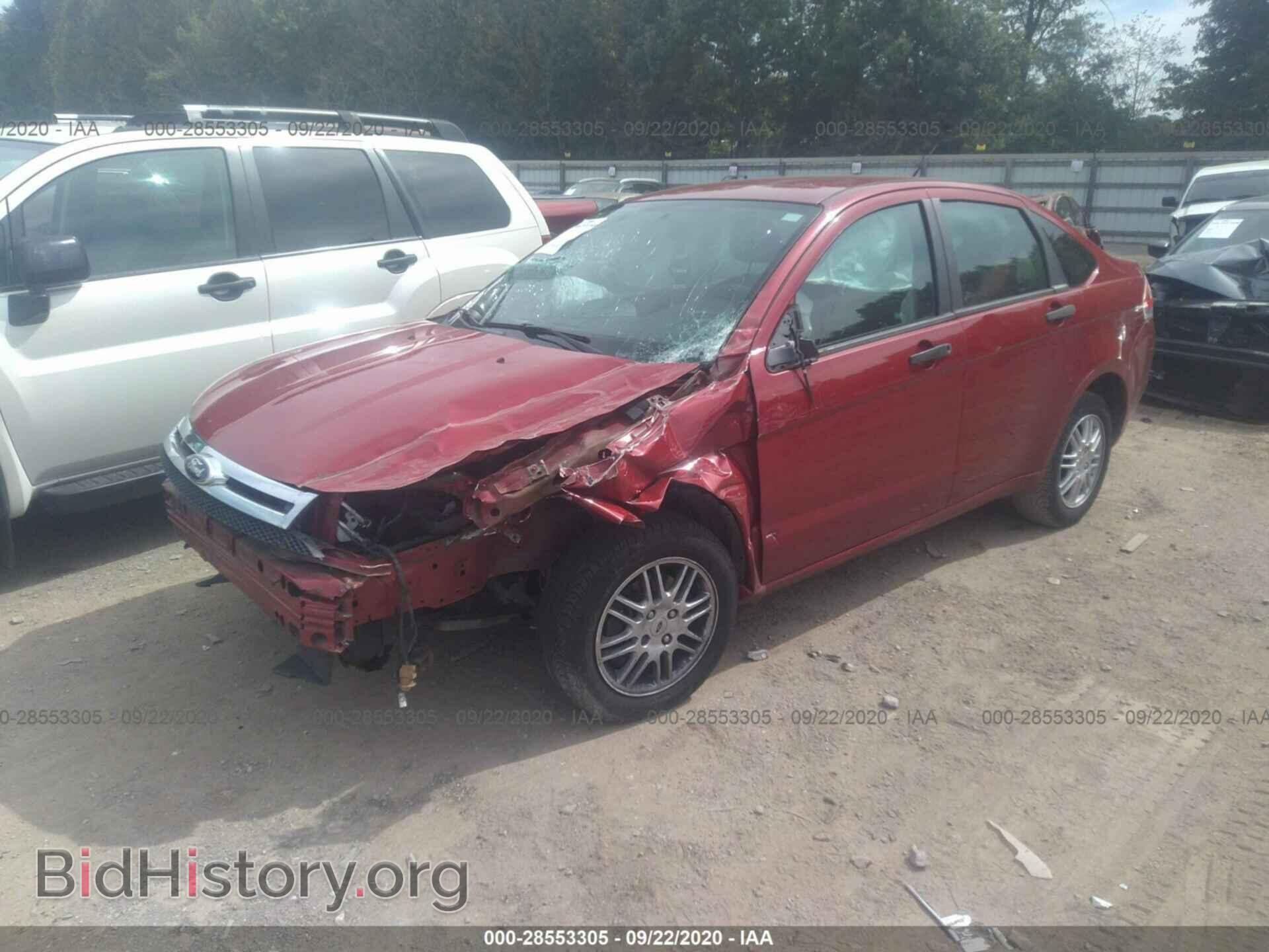 2011 FORD FOCUS - VIN: 1FAHP3FN9BW100963 - Photo 2