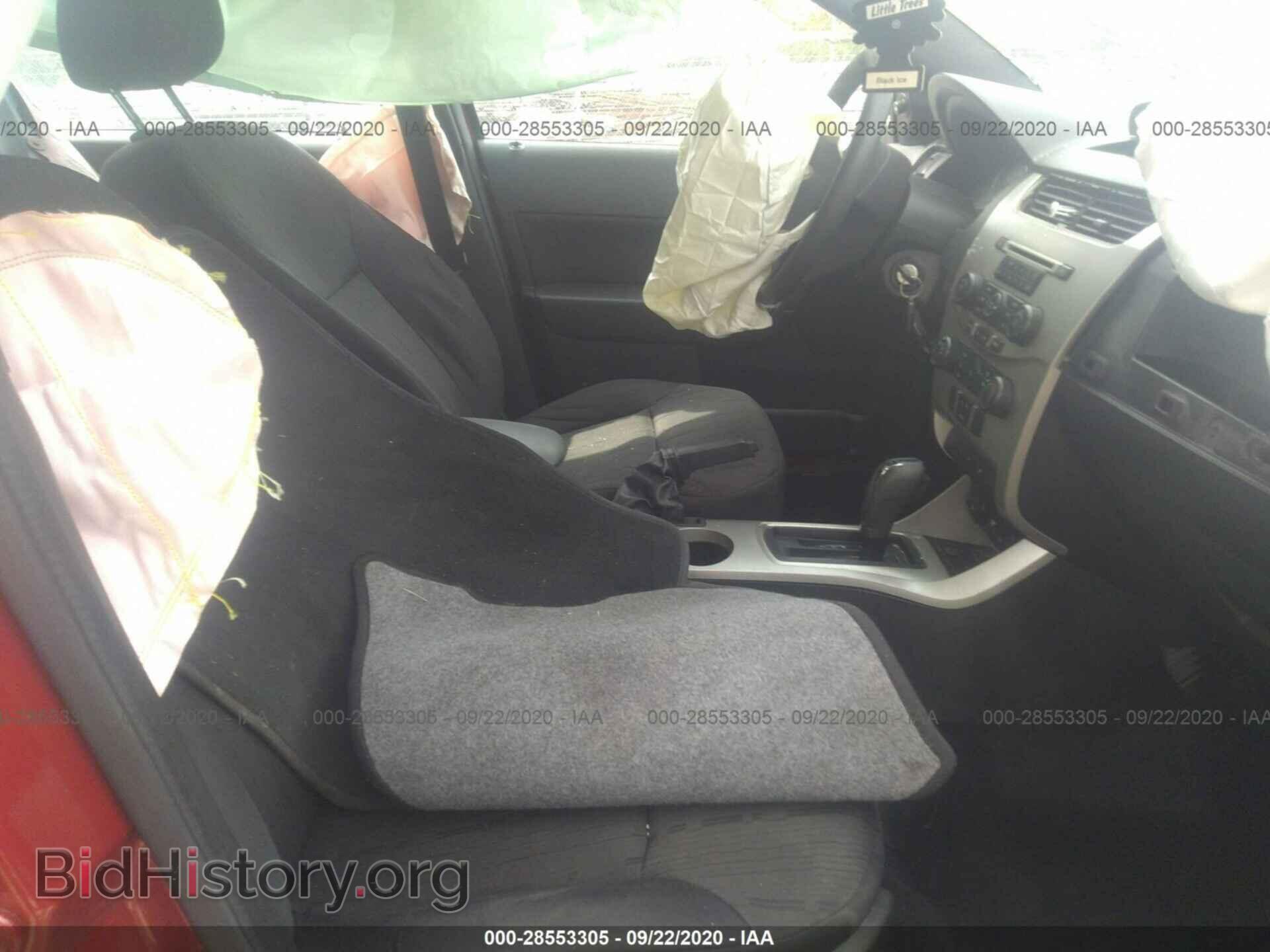 2011 FORD FOCUS - VIN: 1FAHP3FN9BW100963 - Photo 5
