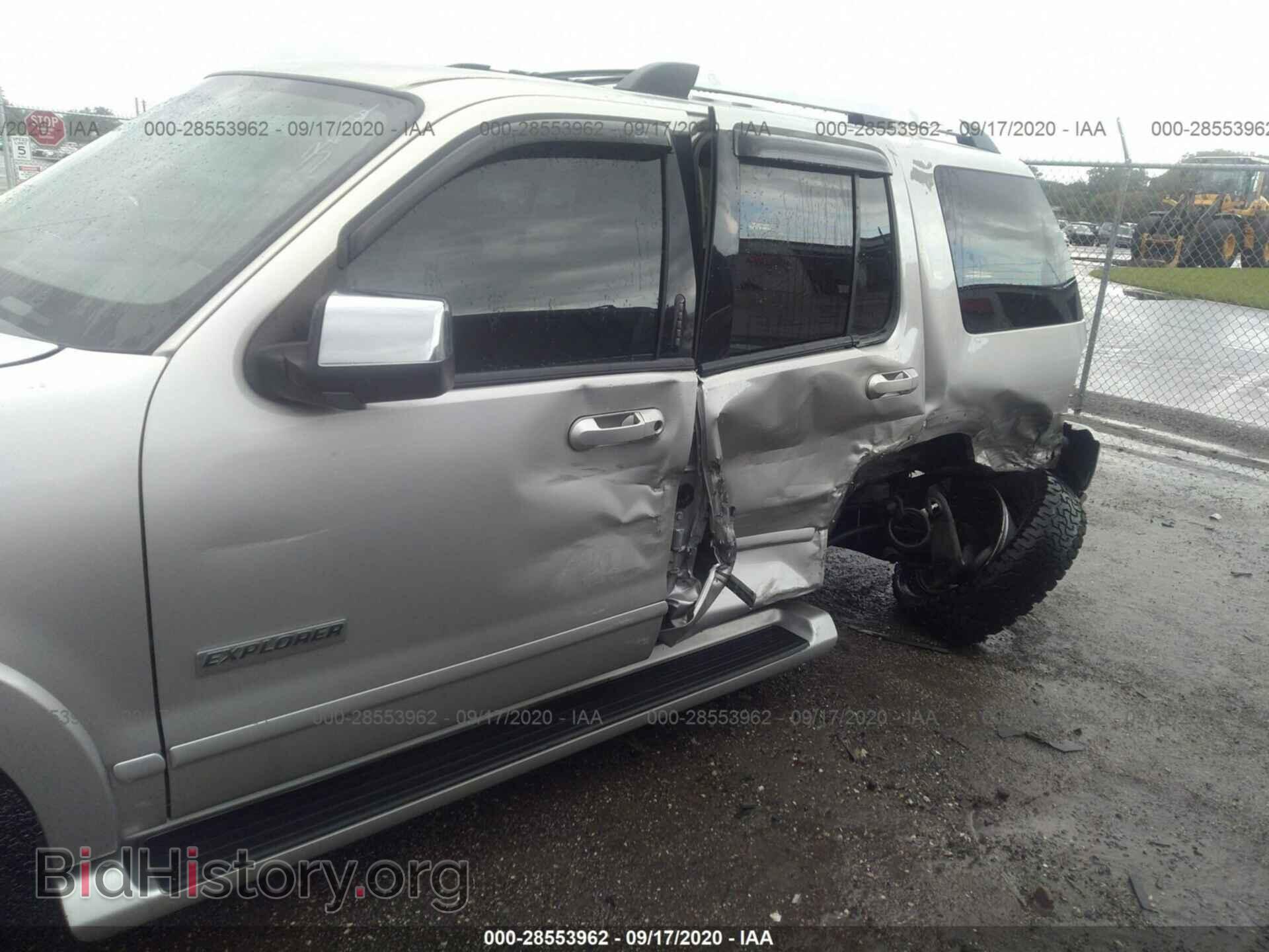 2006 FORD EXPLORER - VIN: 1FMEU75856UB08208 - Фото 6