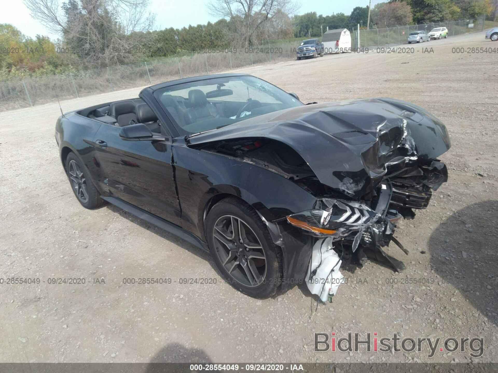 Photo 1FATP8UH5L5139674 - FORD MUSTANG 2020