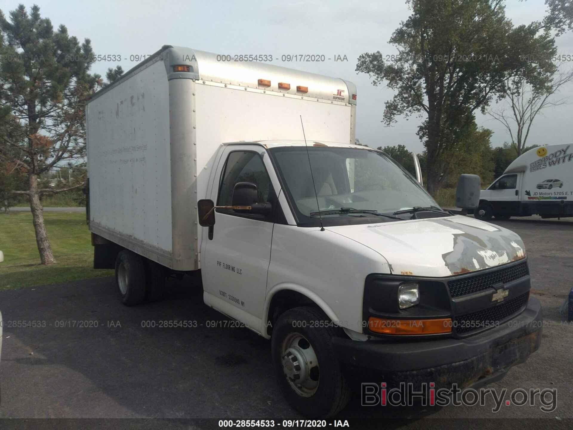 Photo 1GBHG31C991182558 - CHEVROLET EXPRESS COMMERCIAL 2009