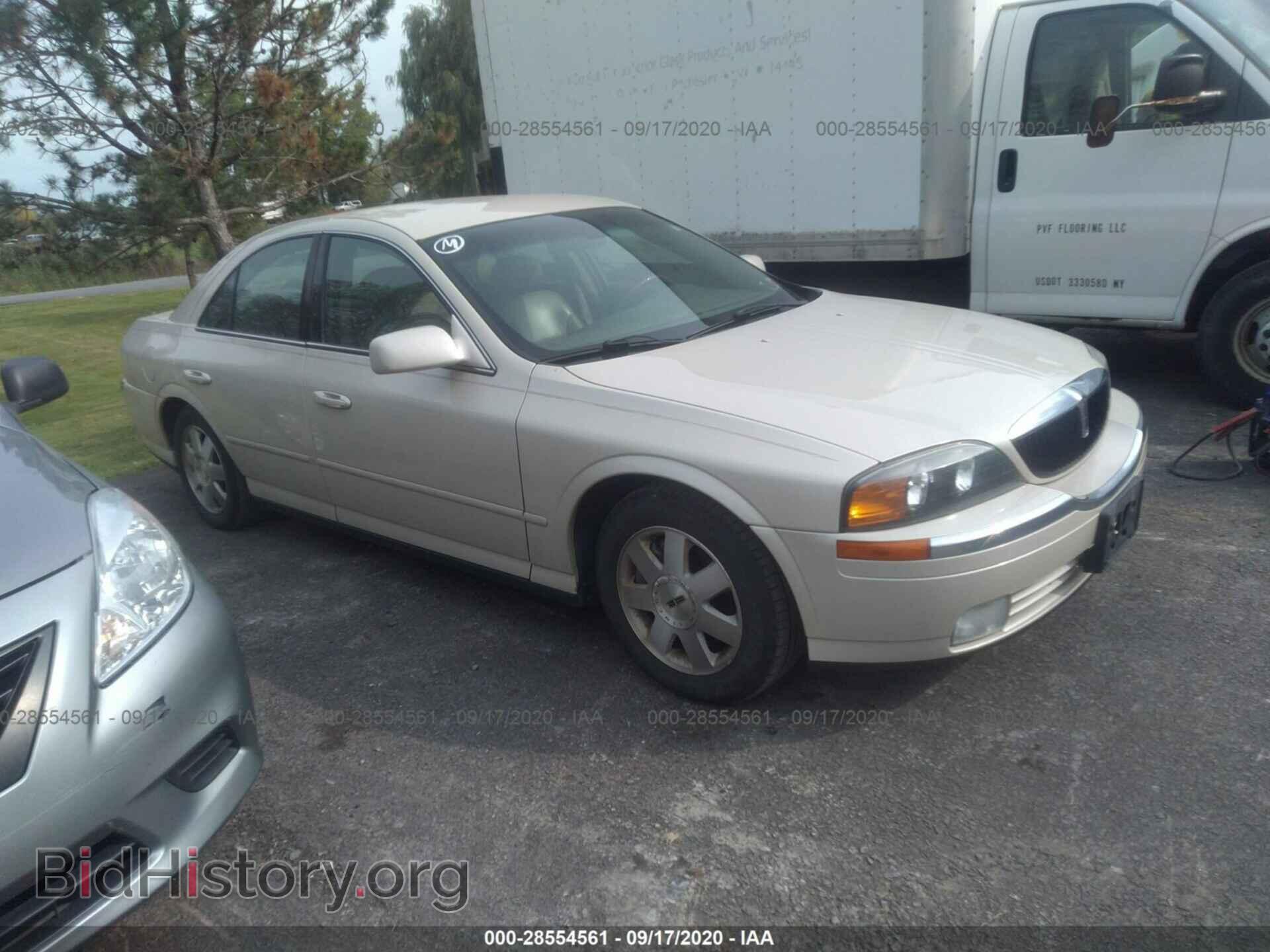 Фотография 1LNHM86S82Y692457 - LINCOLN LS 2002
