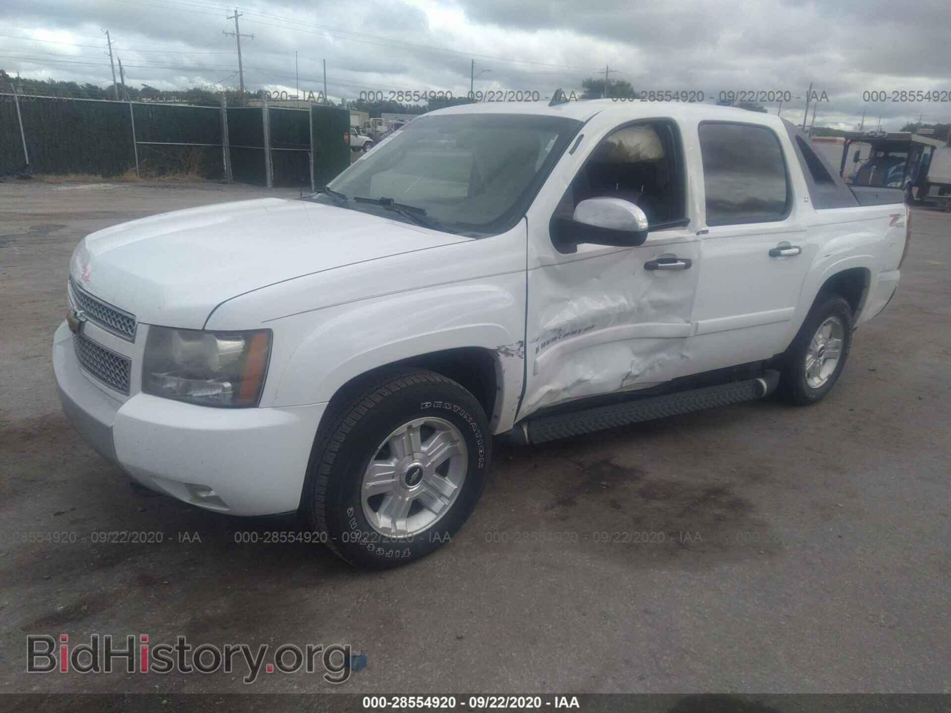 2008 CHEVROLET AVALANCHE - VIN: 3GNFK12378G215780 - Фото 2