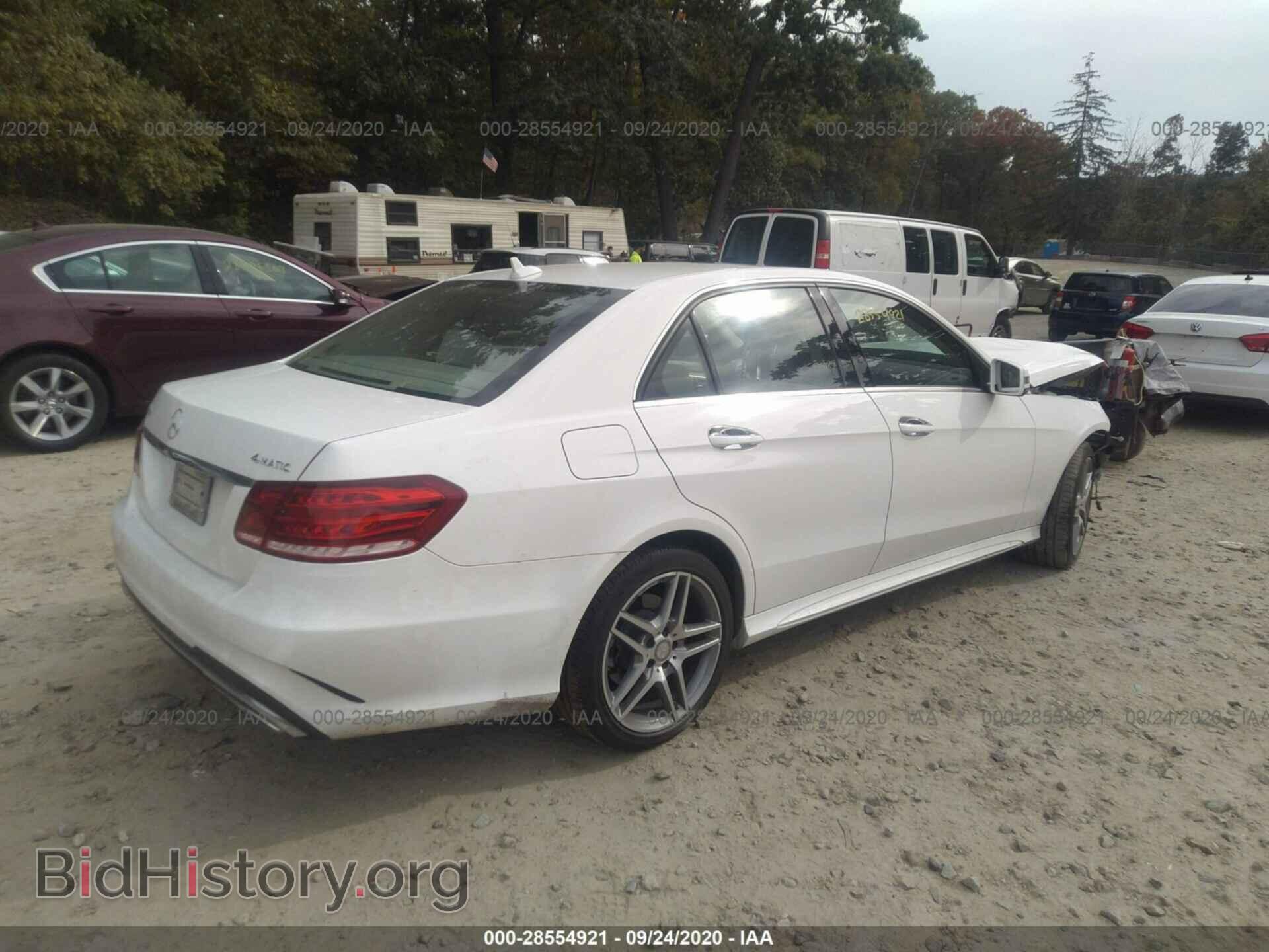 2014 MERCEDES-BENZ E-CLASS - VIN: WDDHF8JB9EA825526 - Фото 4