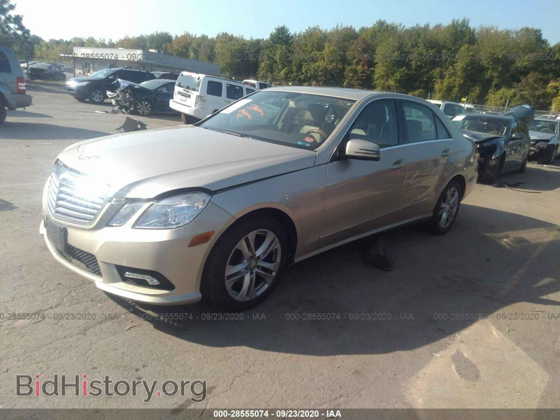 2010 MERCEDES-BENZ E-CLASS - VIN: WDDHF8HB4AA067532 - Фото 2