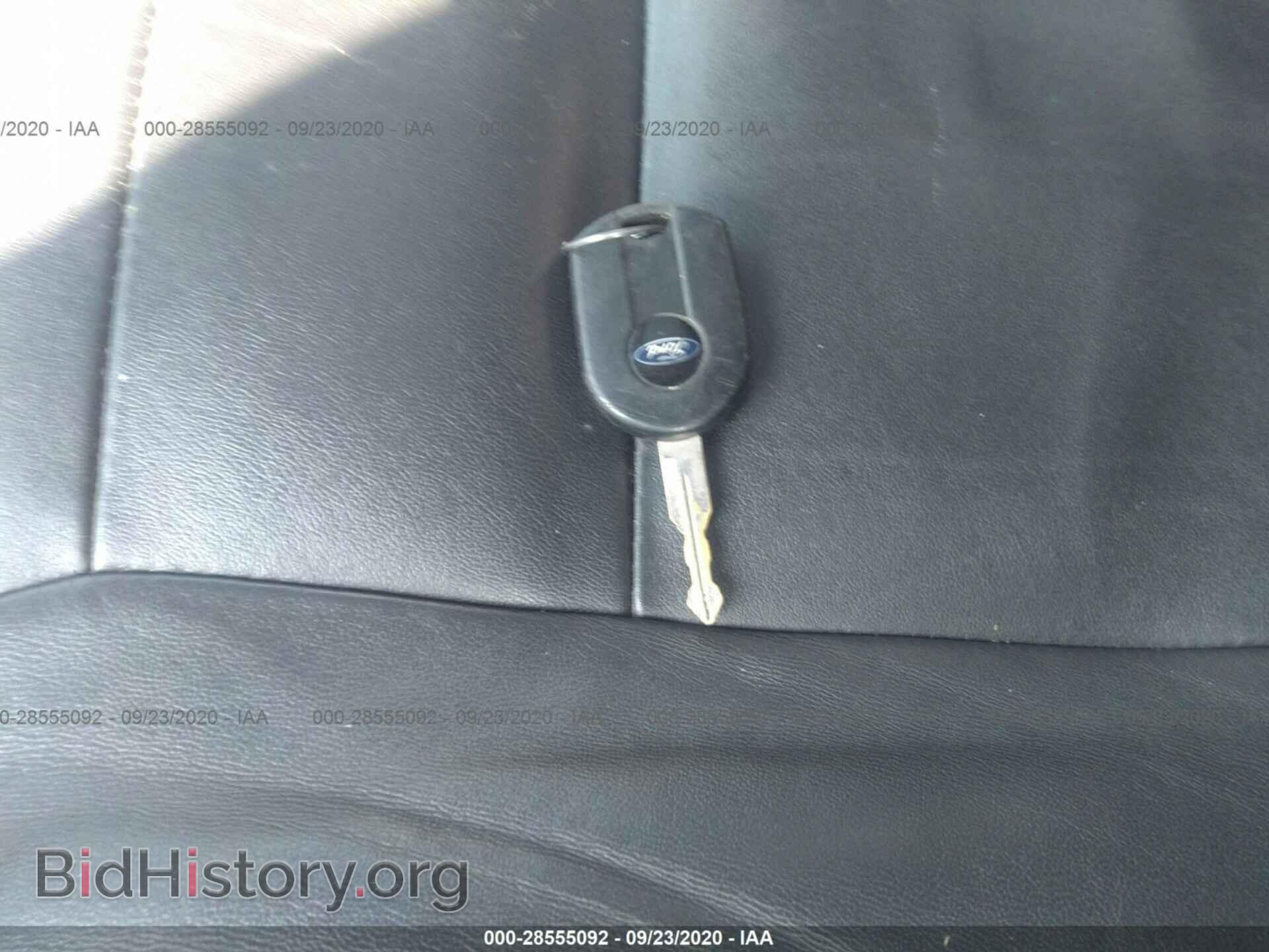 2008 FORD ESCAPE - VIN: 1FMCU93168KD67314 - Фото 11