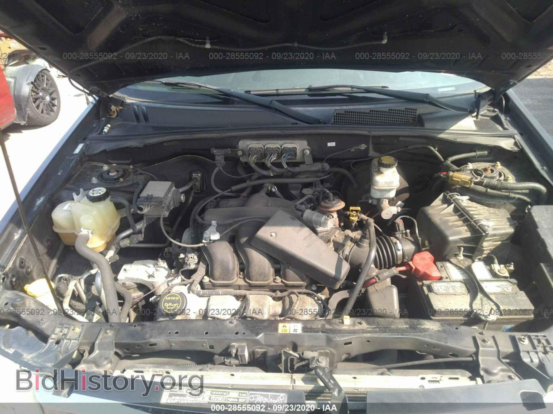 2008 FORD ESCAPE - VIN: 1FMCU93168KD67314 - Фото 10