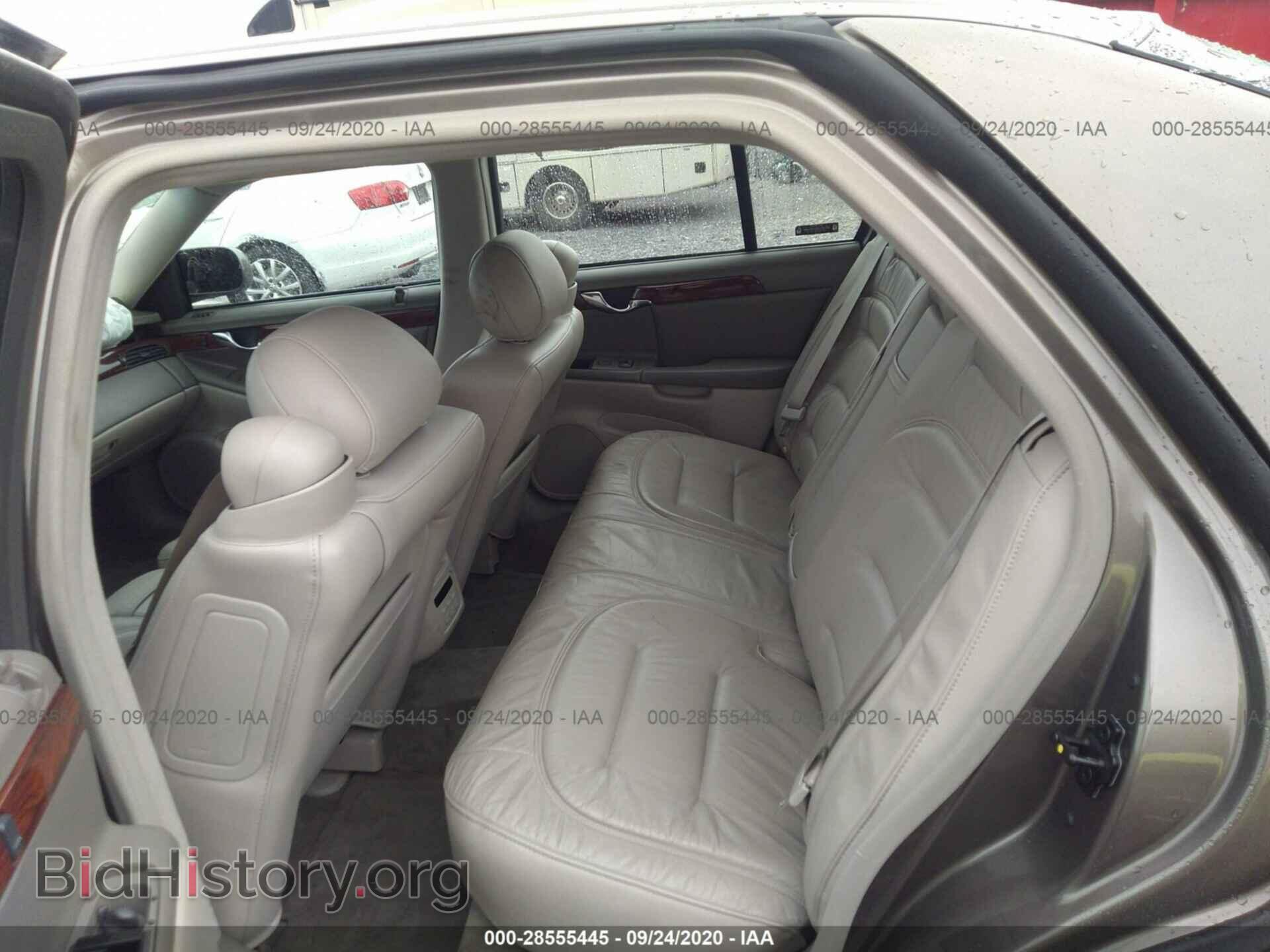 2002 CADILLAC DEVILLE - VIN: 1G6KD54Y12U170537 - Фото 8