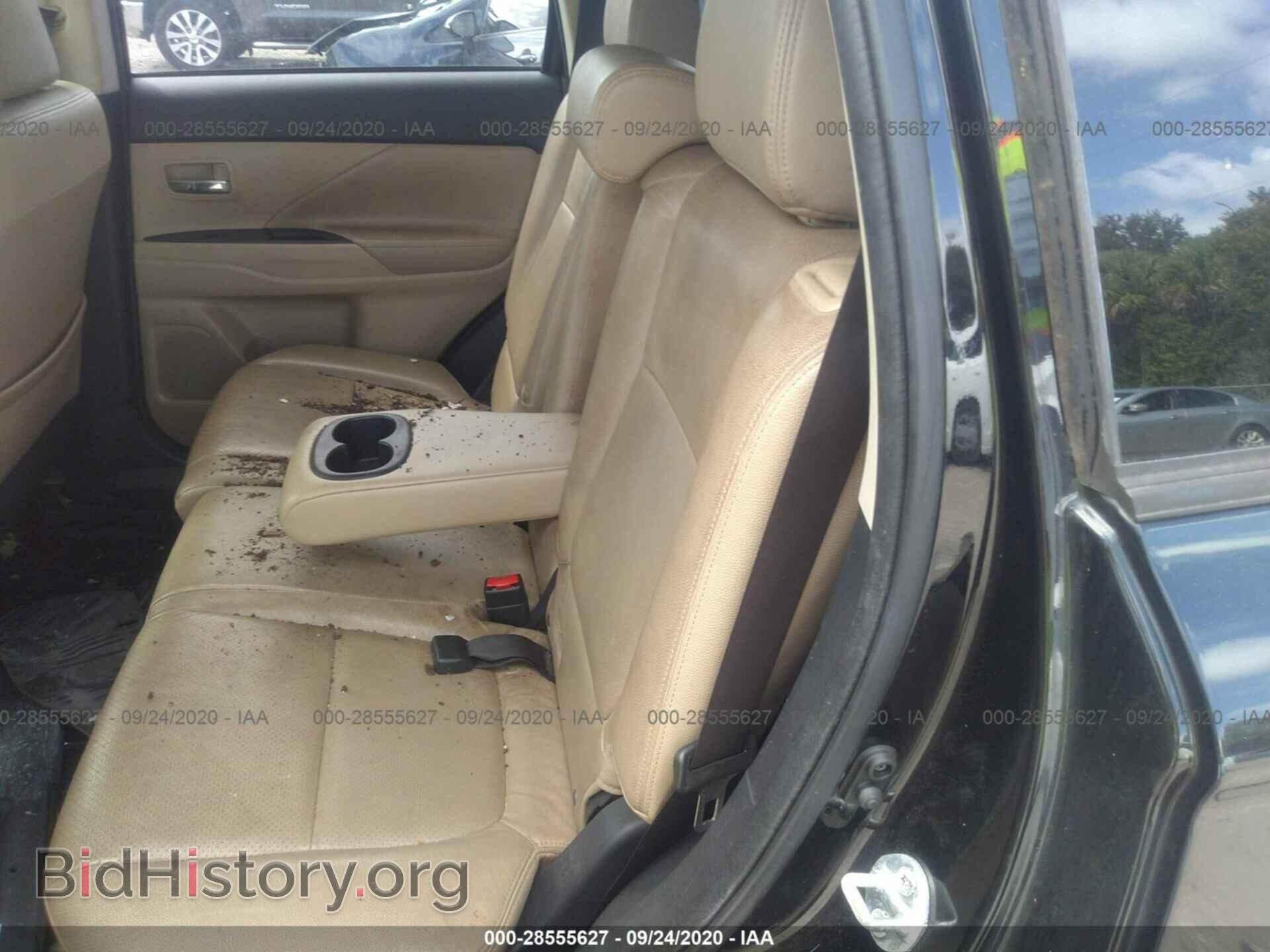 2014 MITSUBISHI OUTLANDER - VIN: JA4AD3A32EZ011114 - Photo 8