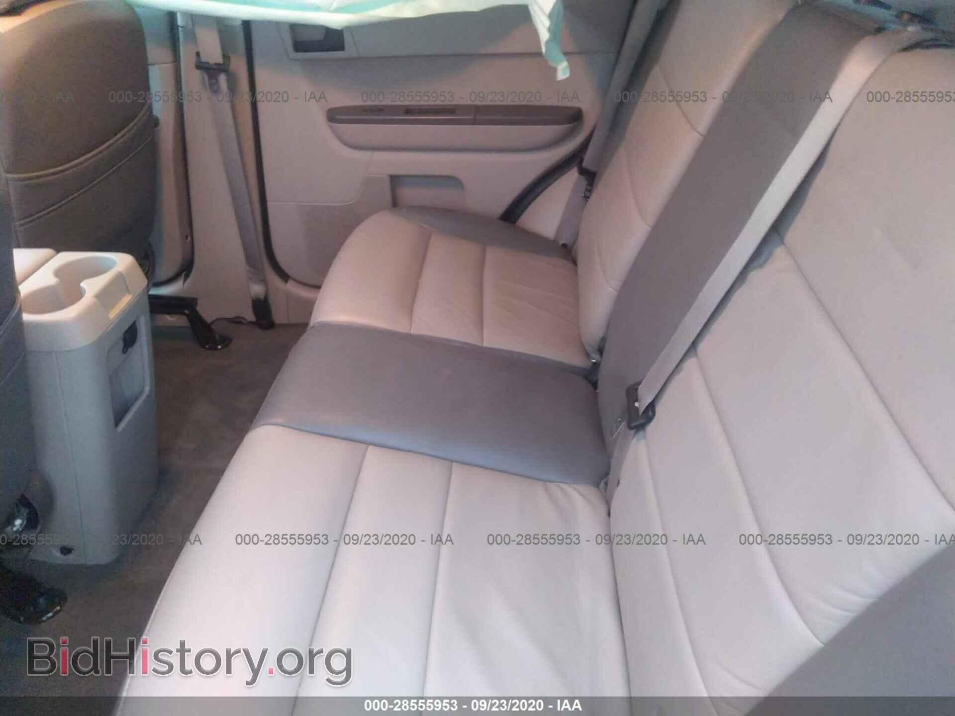 2012 FORD ESCAPE - VIN: 1FMCU0C70CKC43595 - Photo 8