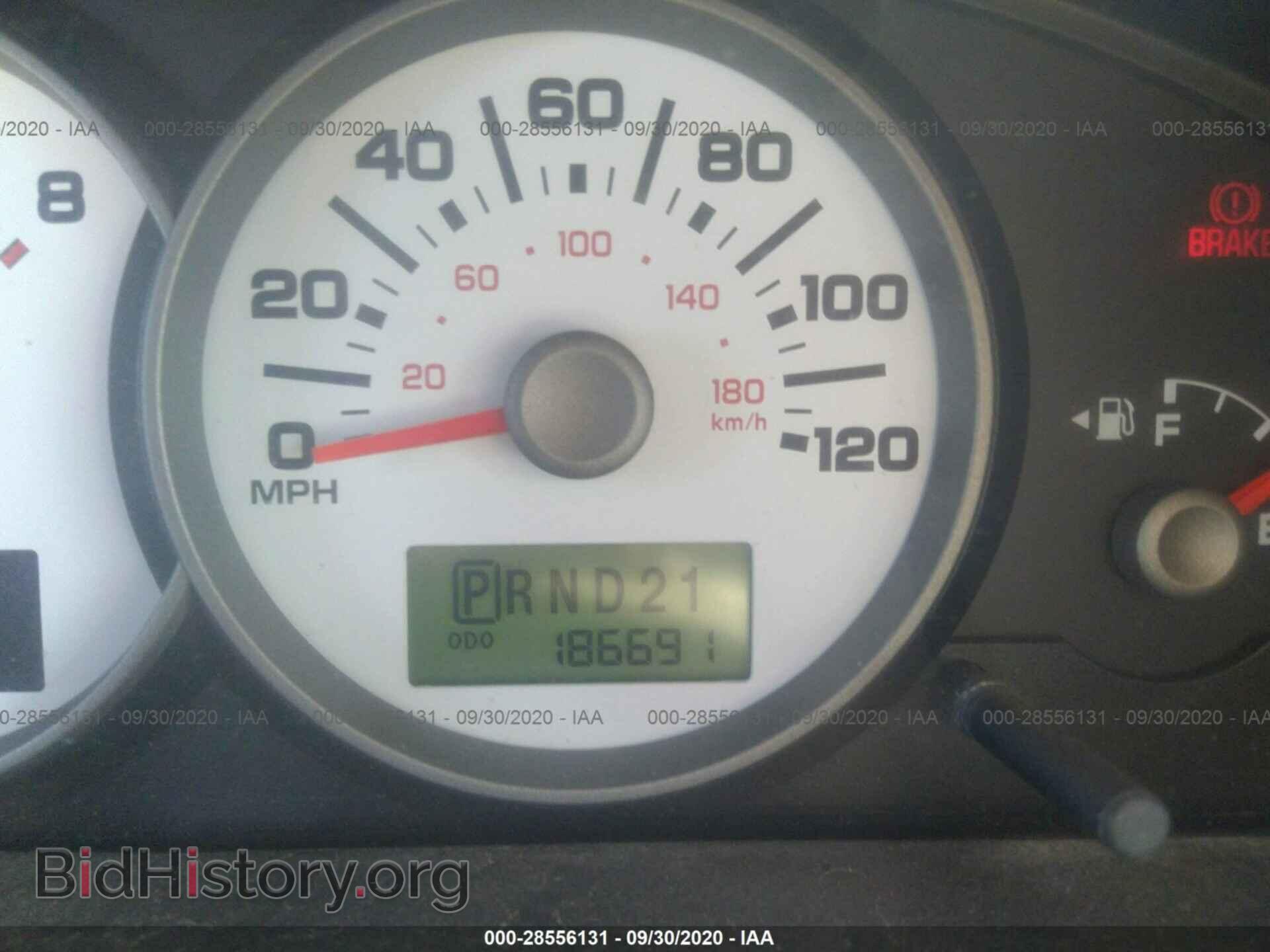 2005 FORD ESCAPE - VIN: 1FMYU03105KB10369 - Фото 7