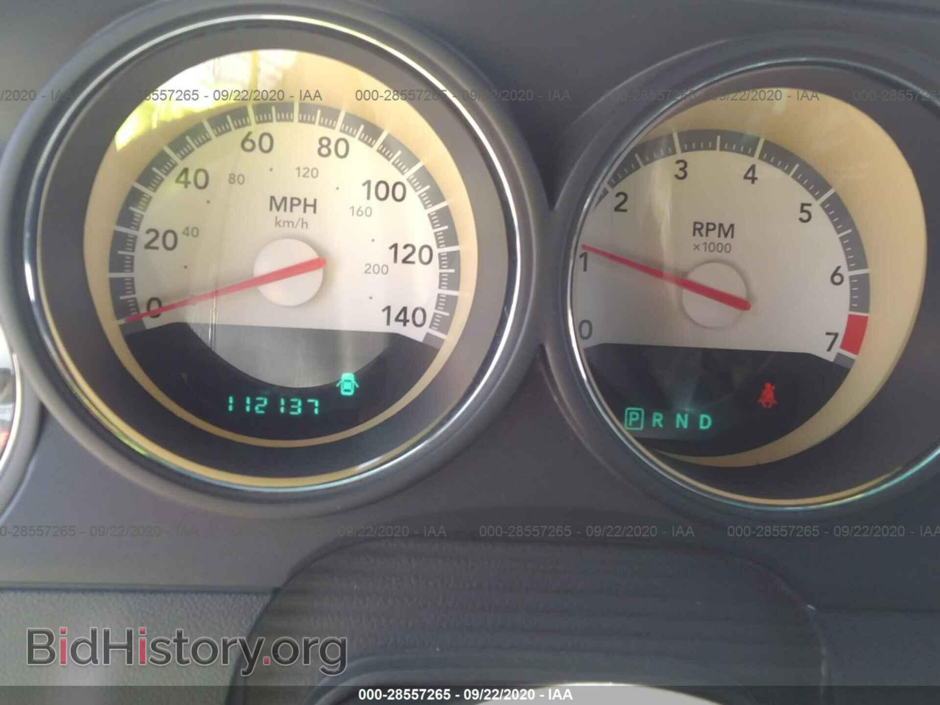 2010 DODGE CHALLENGER - VIN: 2B3CJ4DV2AH322970 - Photo 7