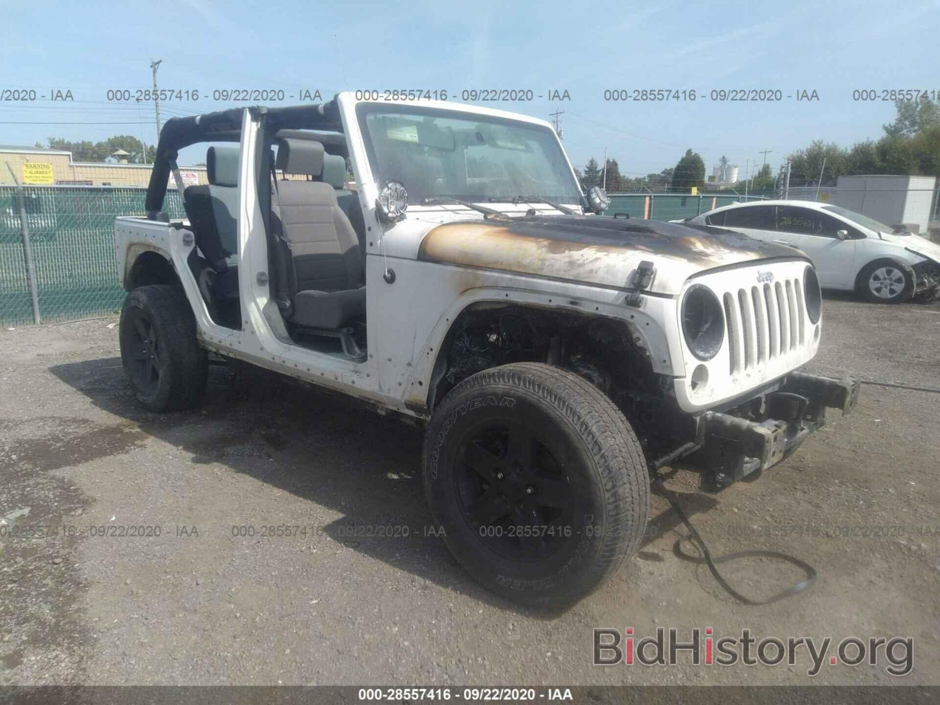 Фотография 1J8GA69138L588683 - JEEP WRANGLER 2008