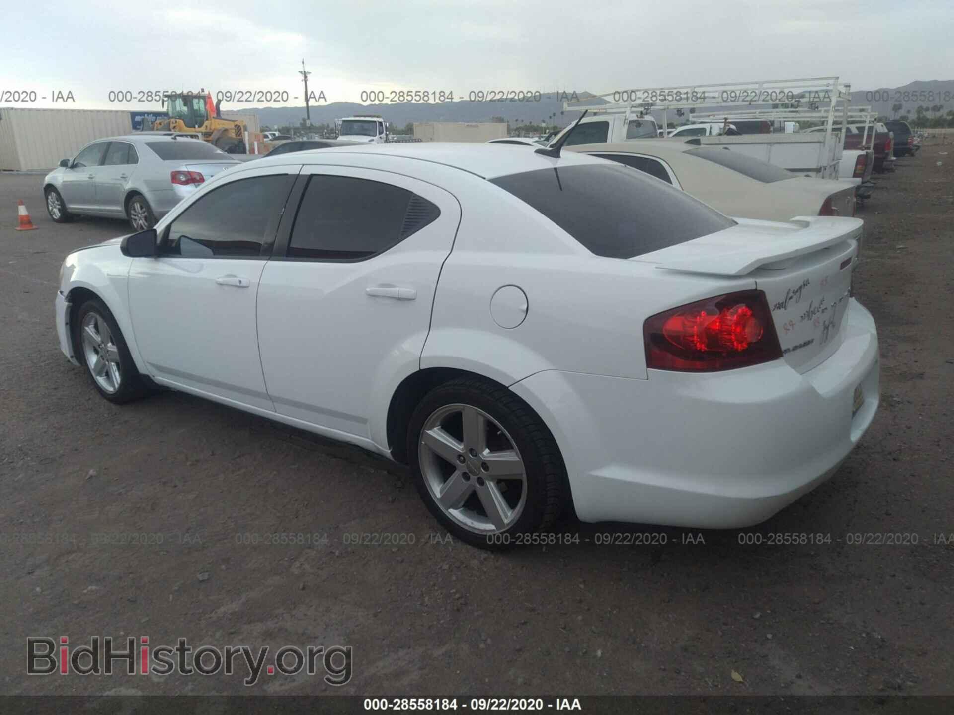 2011 DODGE AVENGER - VIN: 1B3BD4FB0BN591743 - Фото 3