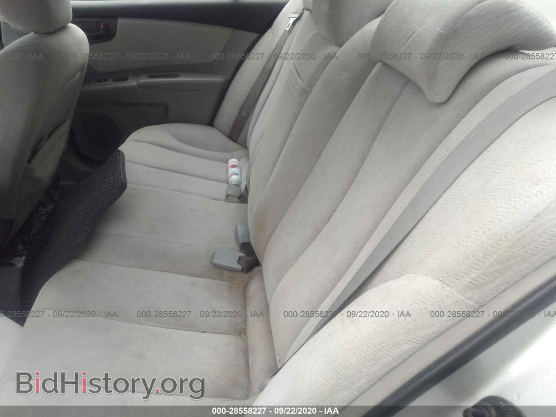 2007 KIA OPTIMA - VIN: KNAGE123075112014 - Фото 8