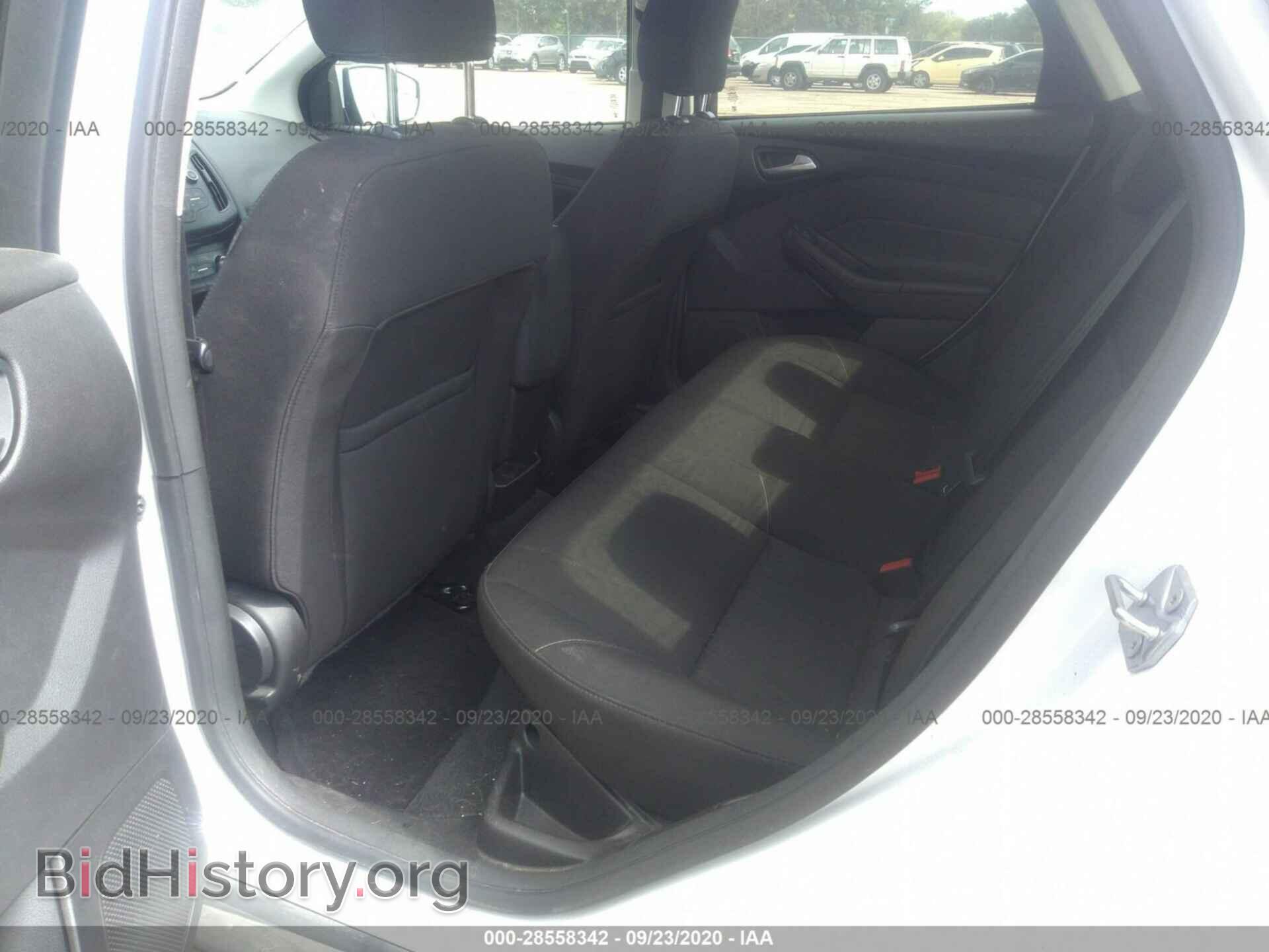 2017 FORD FOCUS - VIN: 1FADP3F25HL219334 - Photo 8