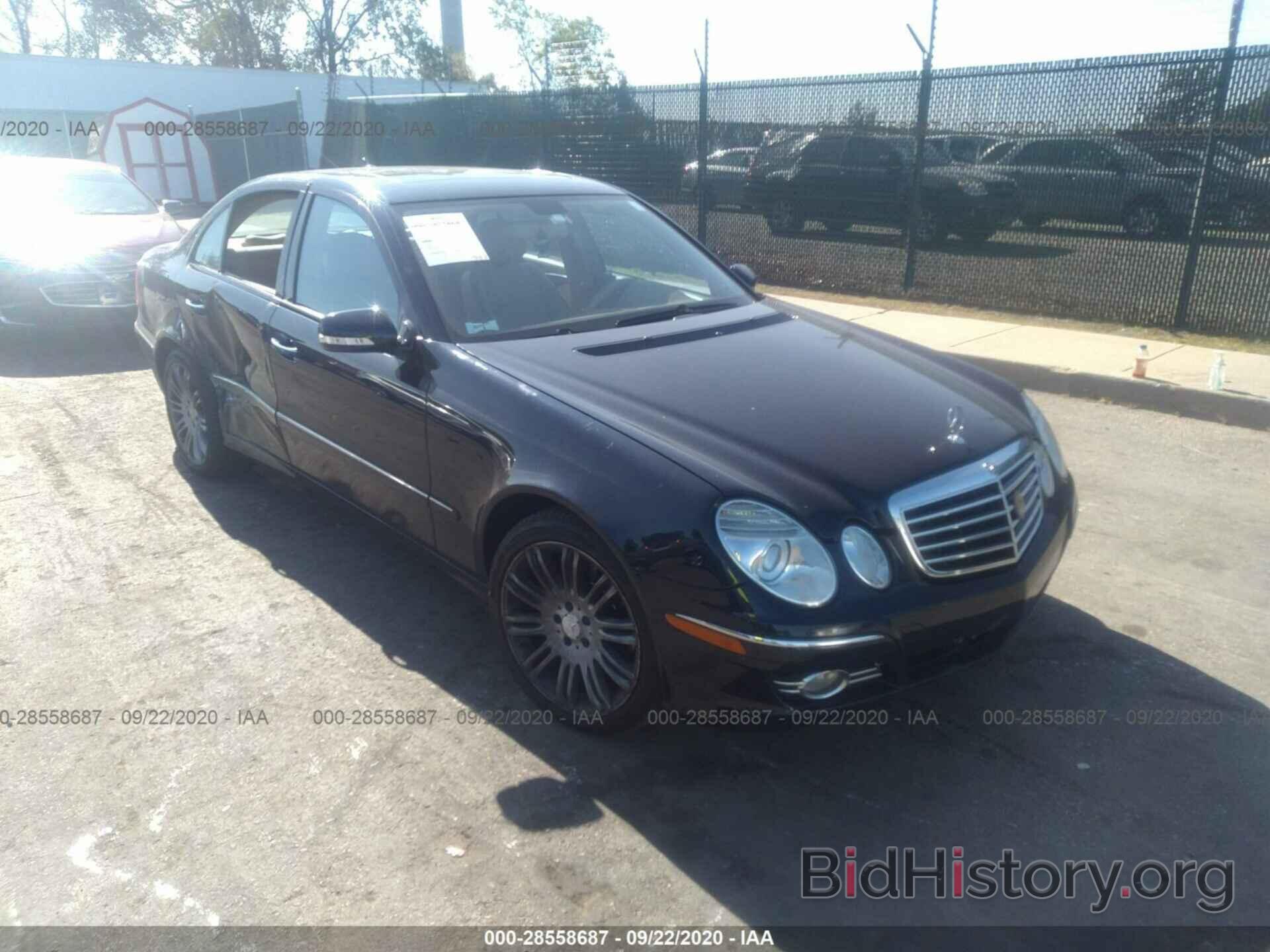 Photo WDBUF87X08B244702 - MERCEDES-BENZ E-CLASS 2008