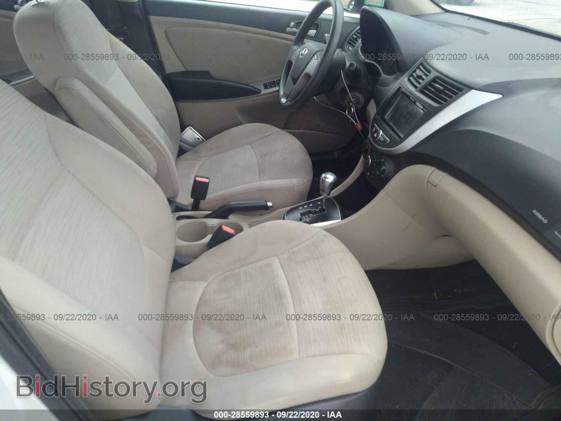 2016 HYUNDAI ACCENT - VIN: KMHCT4AE5GU073806 - Фото 5