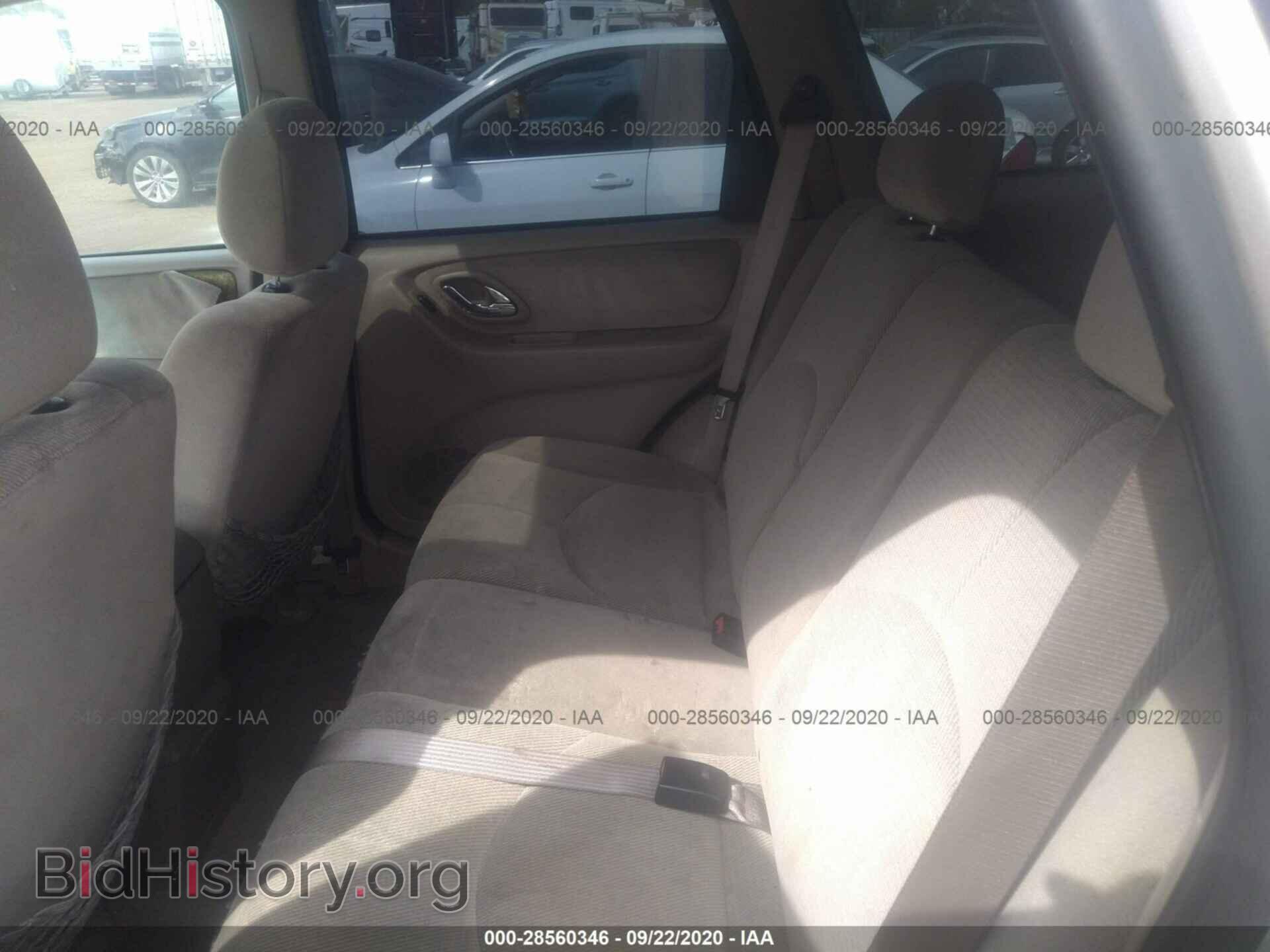 2002 MAZDA TRIBUTE - VIN: 4F2YU09112KM58270 - Фото 8
