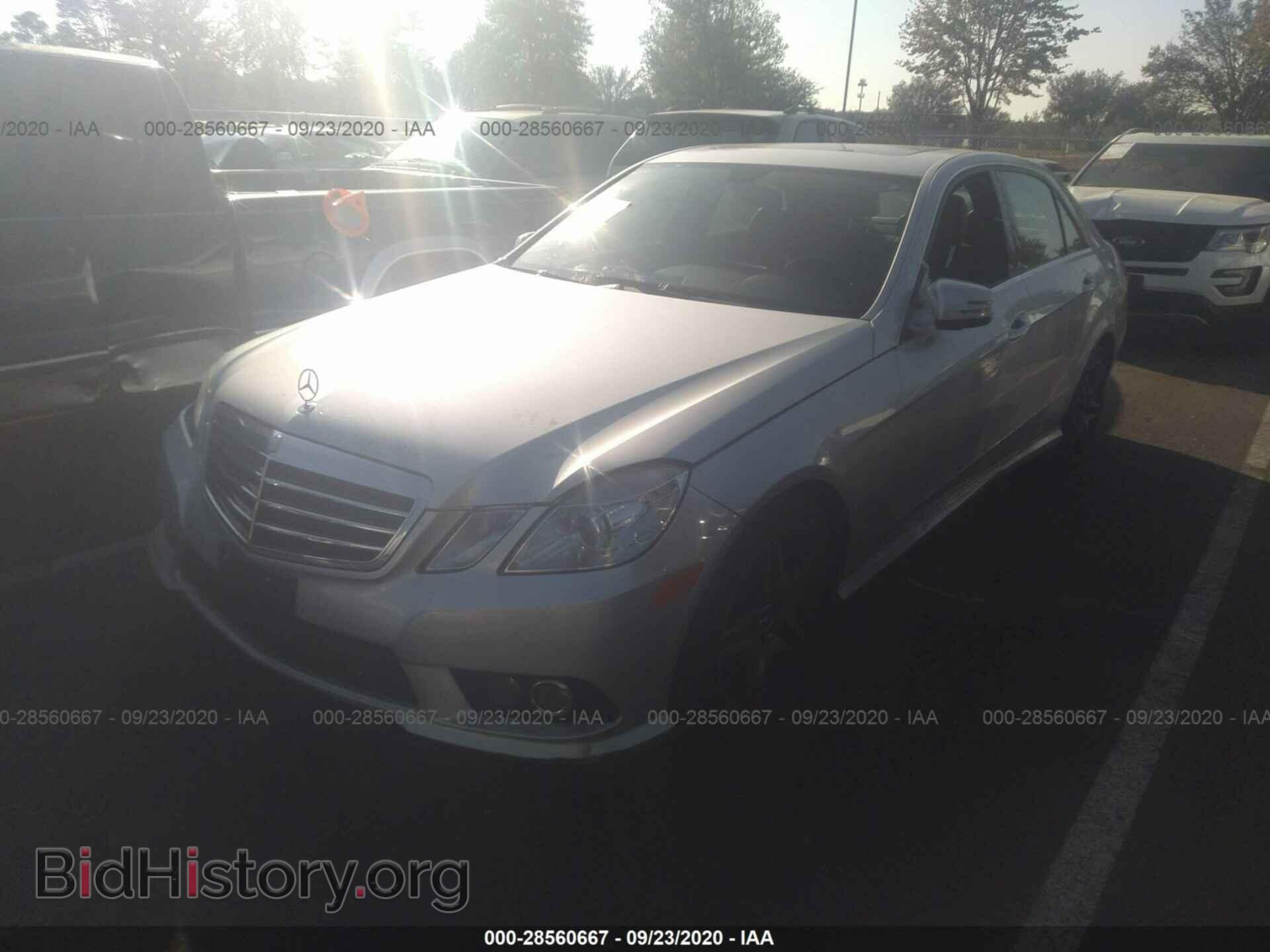 2010 MERCEDES-BENZ E-CLASS - VIN: WDDHF8HB5AA244525 - Фото 2