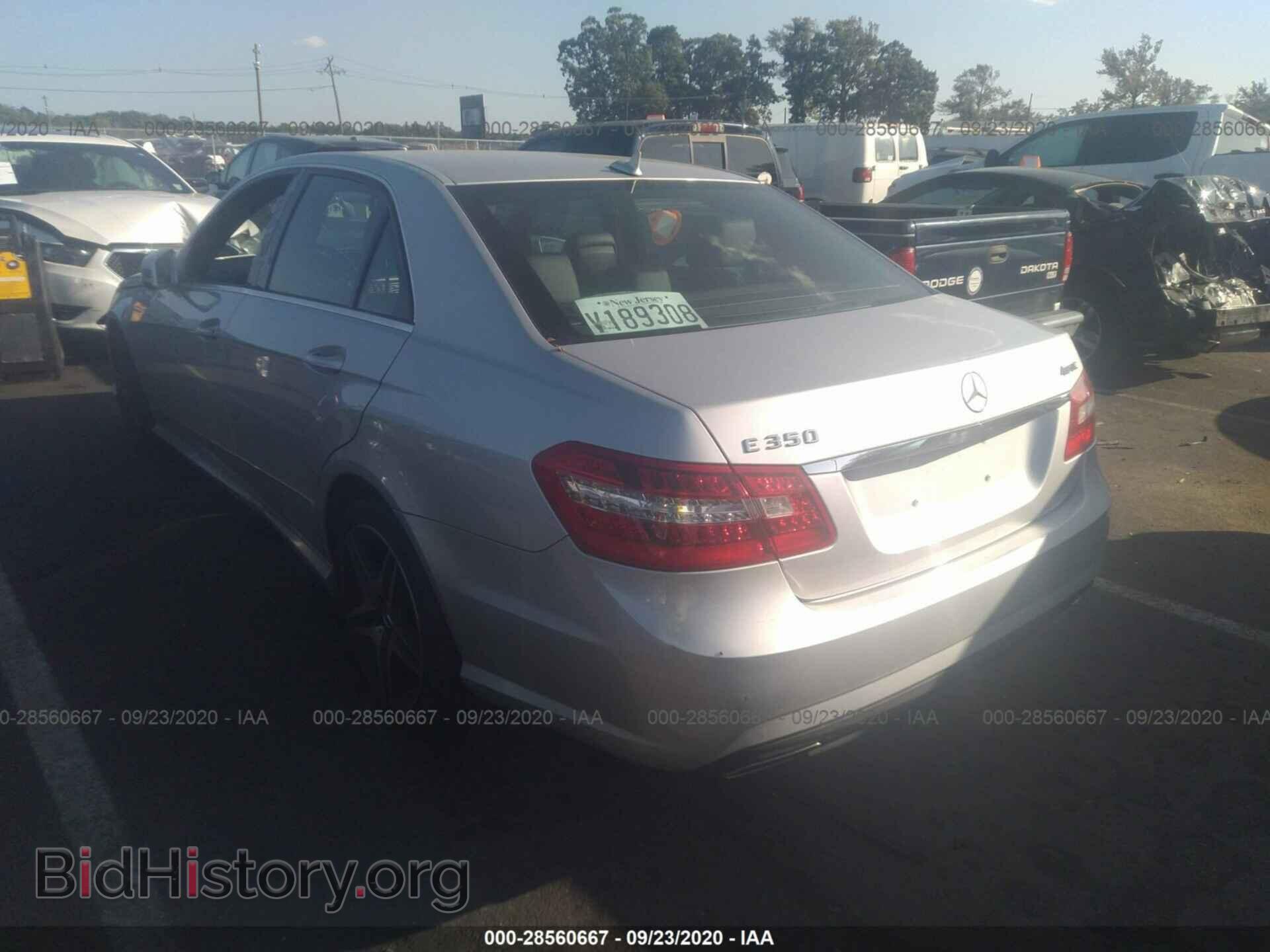2010 MERCEDES-BENZ E-CLASS - VIN: WDDHF8HB5AA244525 - Фото 3