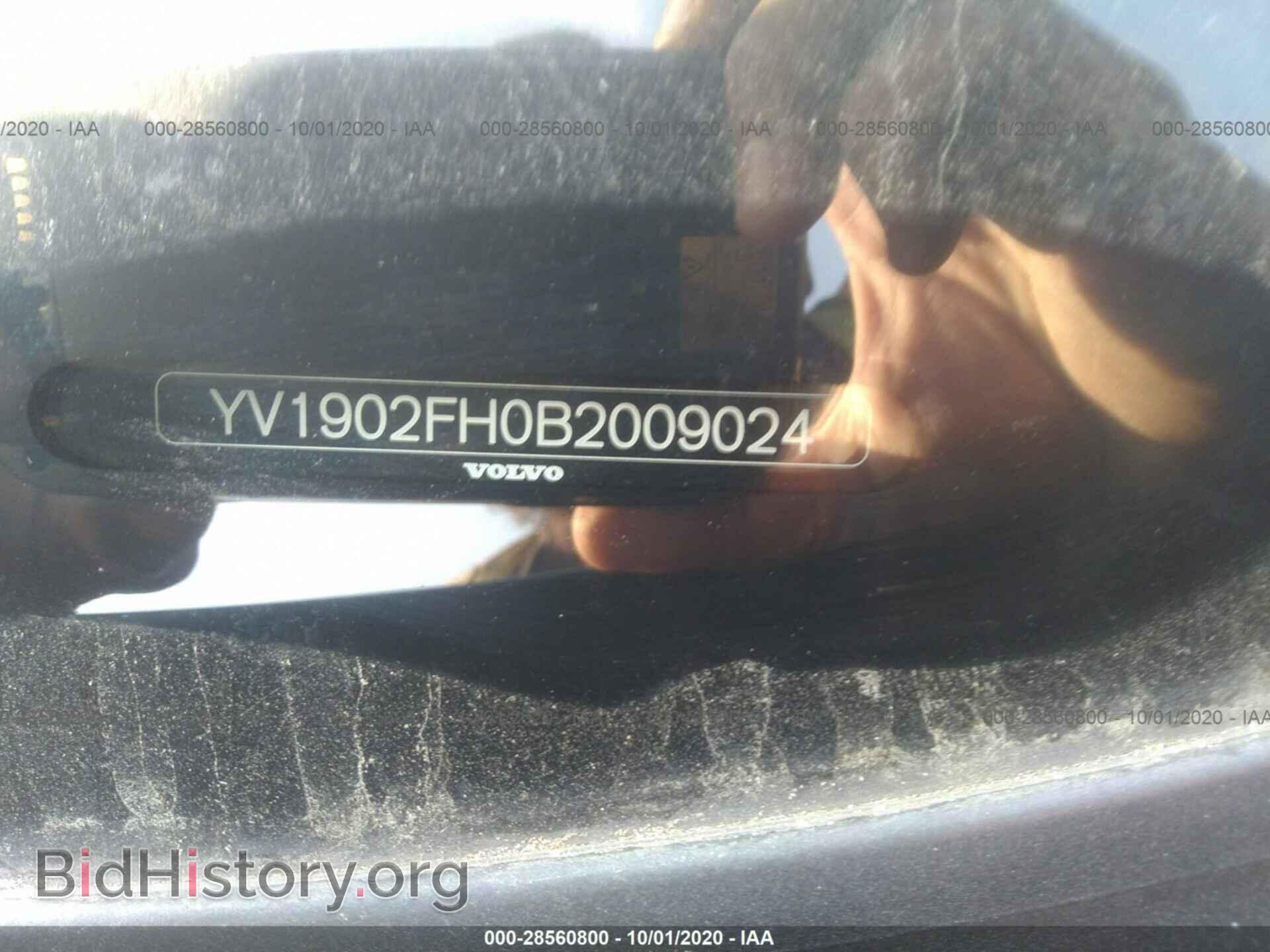 2011 VOLVO S60 - VIN: YV1902FH0B2009024 - Фото 9