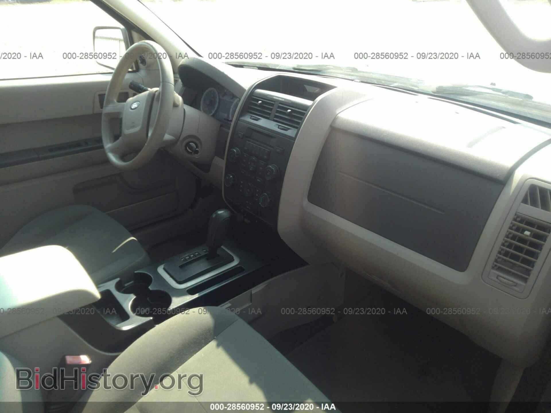 2009 FORD ESCAPE - VIN: 1FMCU02719KB22357 - Фото 5