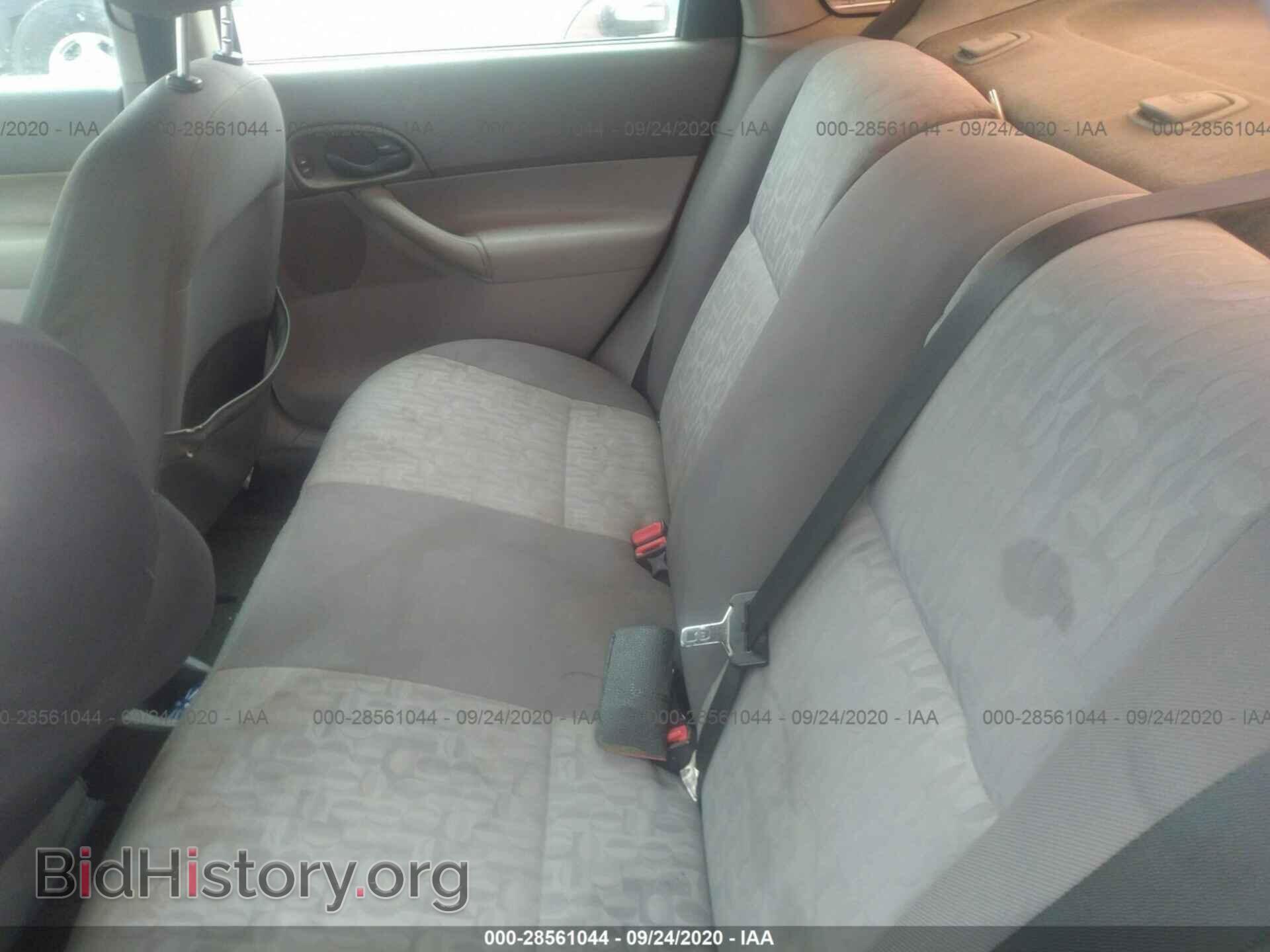 2005 FORD FOCUS - VIN: 1FAFP34N15W268286 - Фото 8