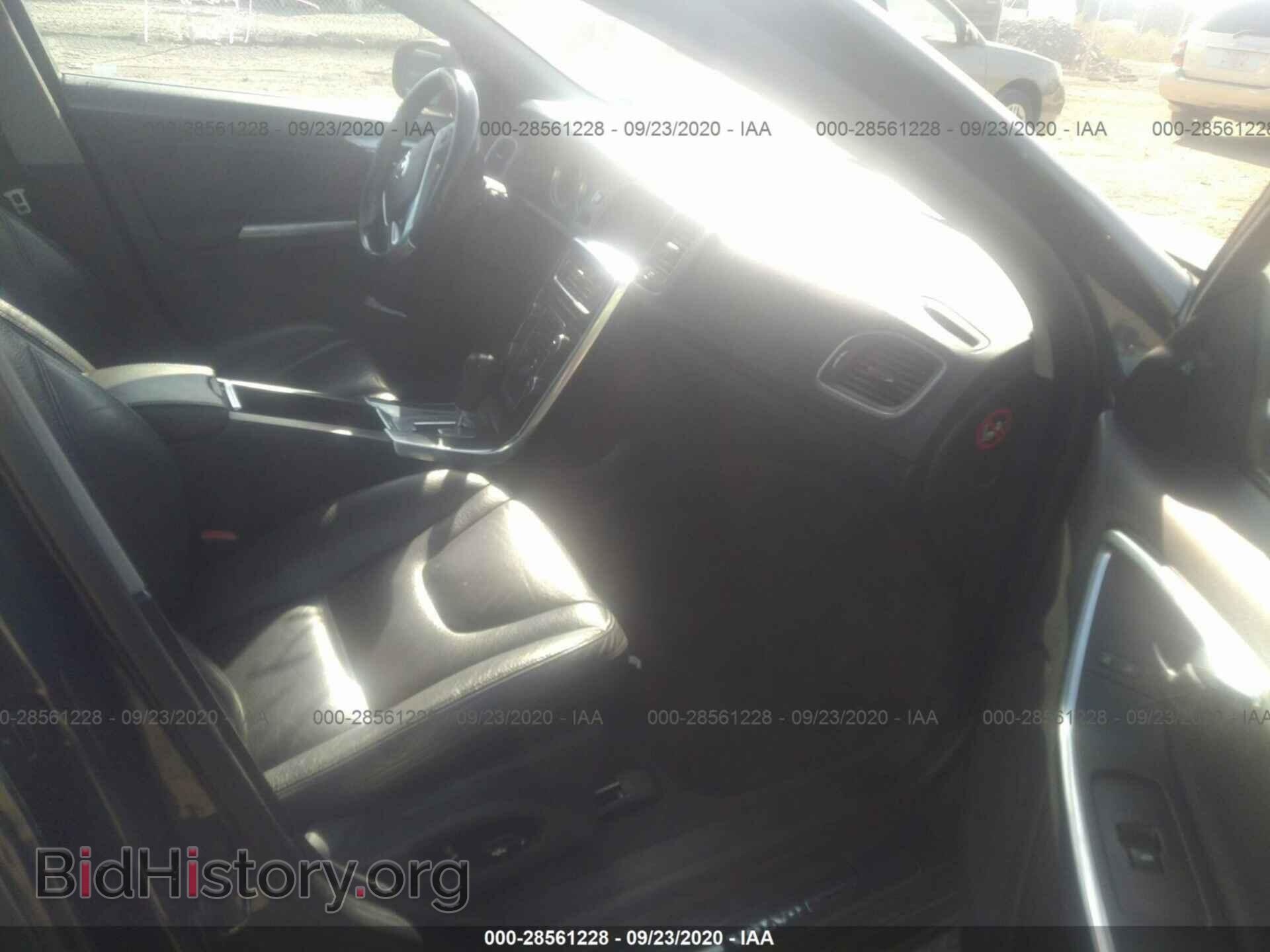 2012 VOLVO S60 - VIN: YV1902FH1C2096594 - Фото 5