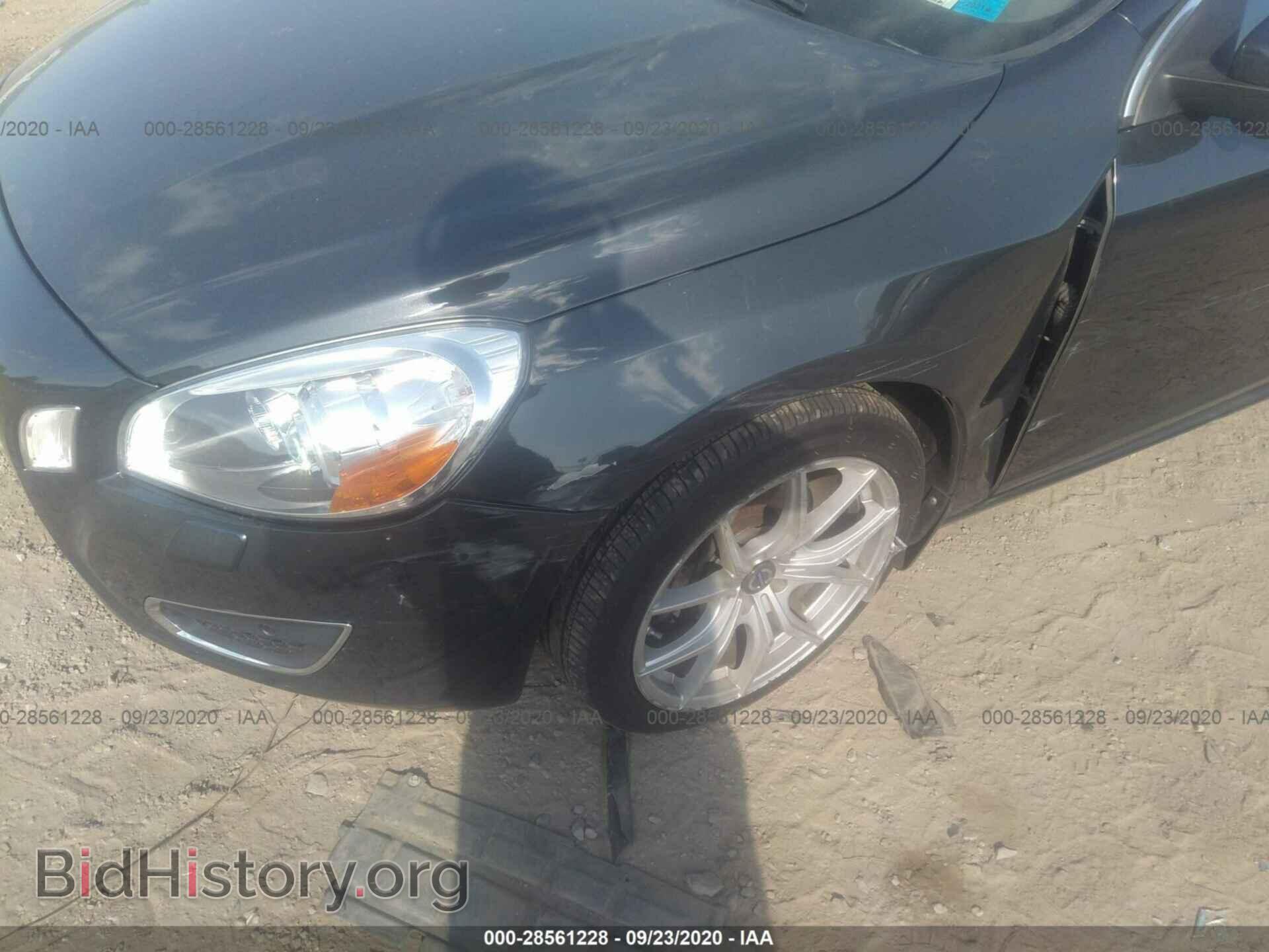 2012 VOLVO S60 - VIN: YV1902FH1C2096594 - Фото 6