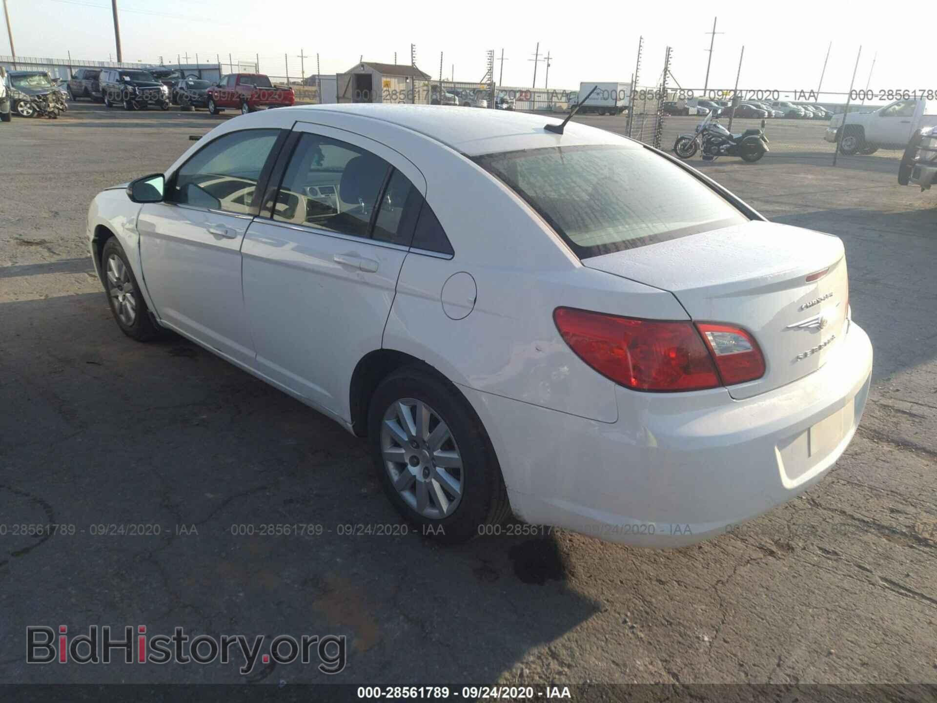 2010 CHRYSLER SEBRING - VIN: 1C3CC4FBXAN152686 - Фото 3