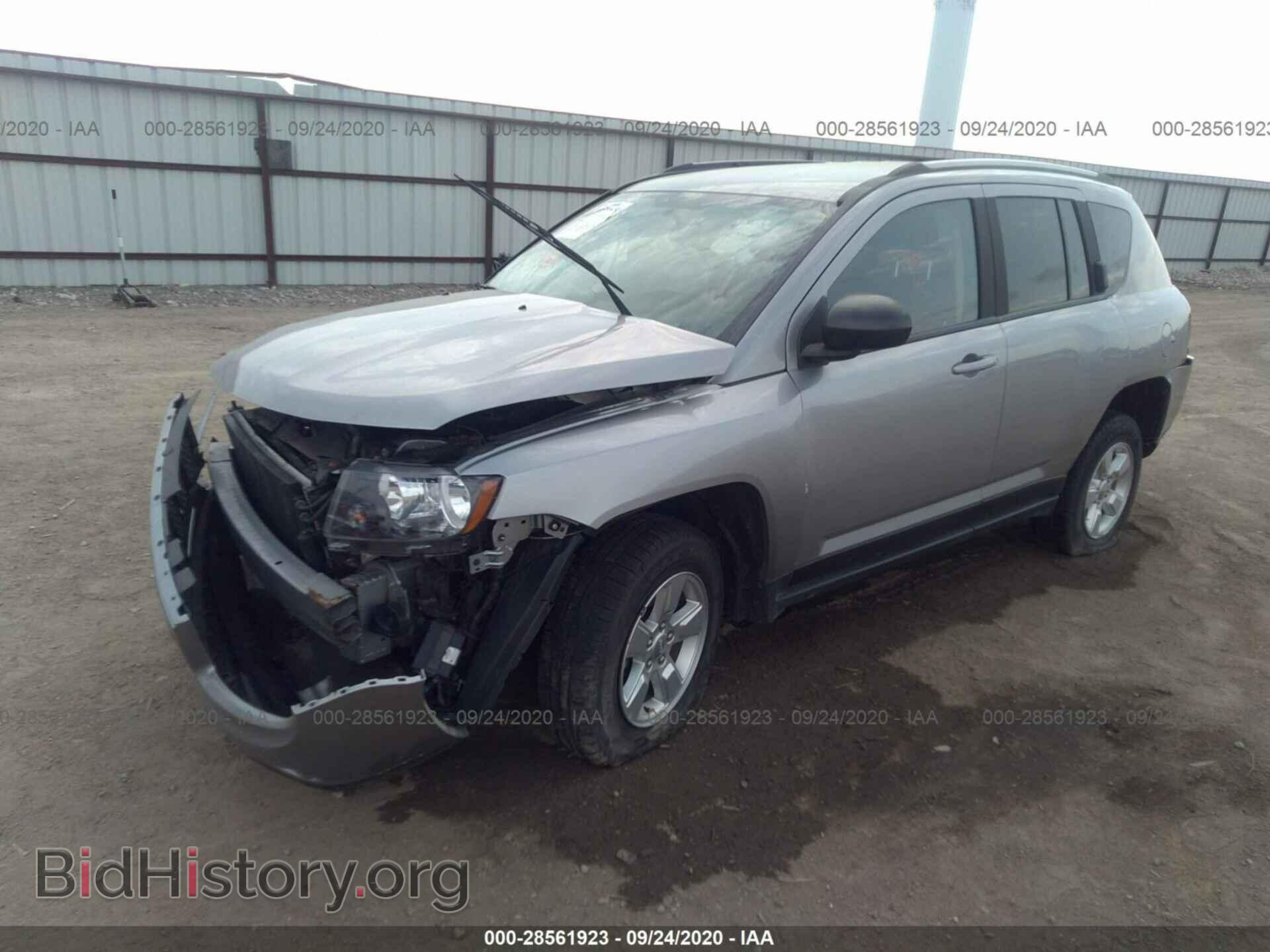 2015 JEEP COMPASS - VIN: 1C4NJCBAXFD334161 - Фото 2