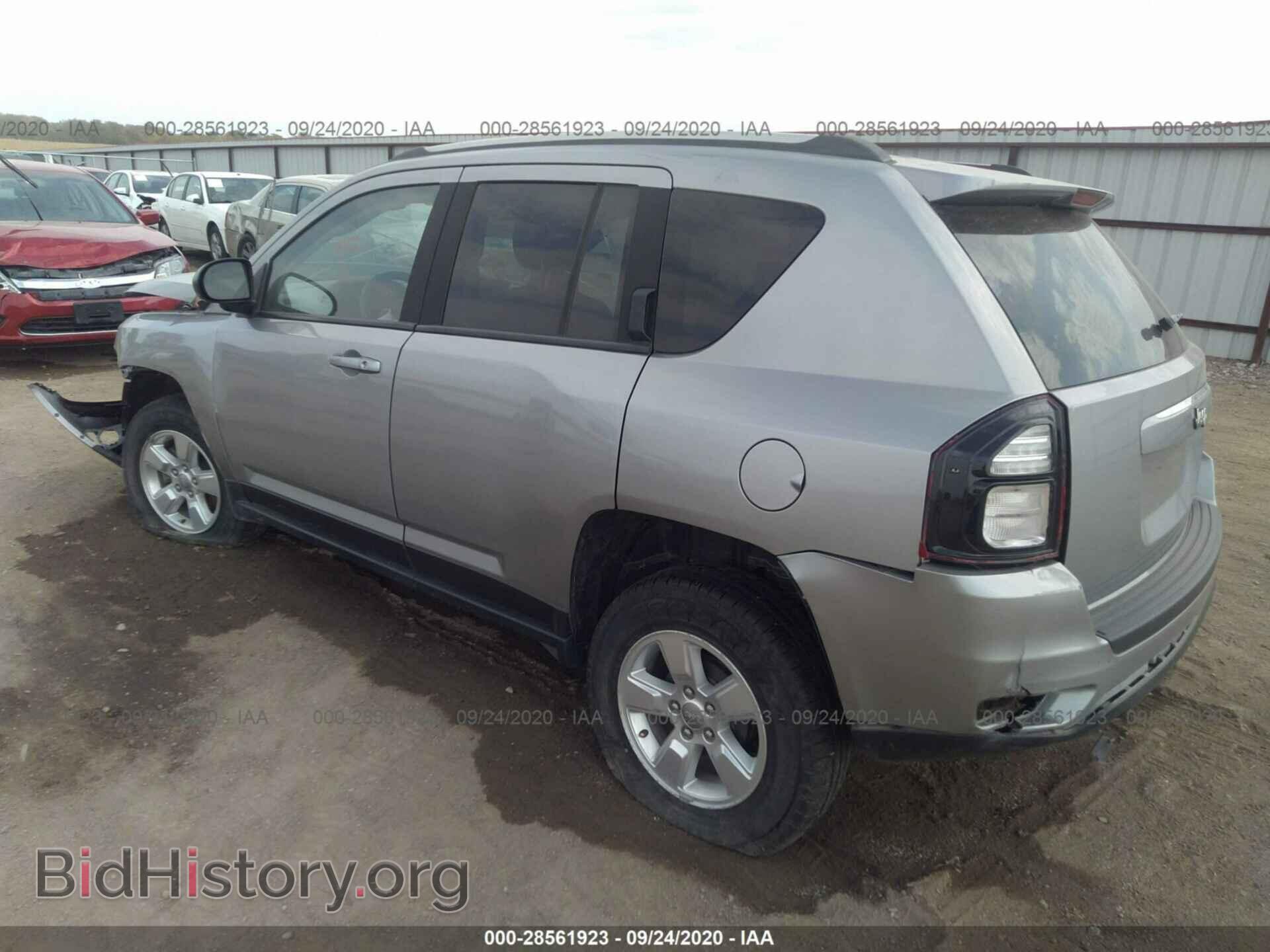 2015 JEEP COMPASS - VIN: 1C4NJCBAXFD334161 - Фото 3