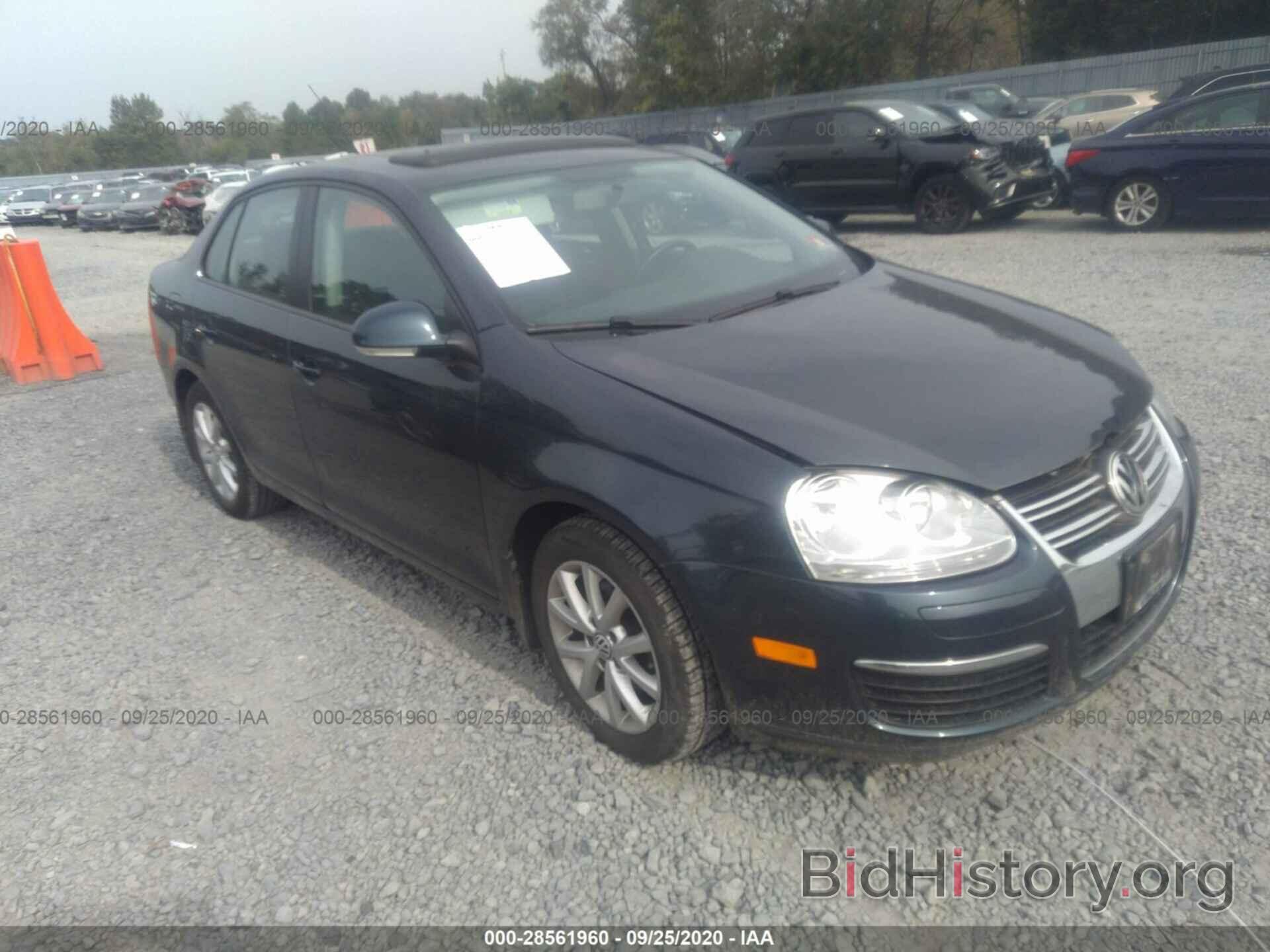 Photo 3VWRZ7AJ4AM140531 - VOLKSWAGEN JETTA SEDAN 2010